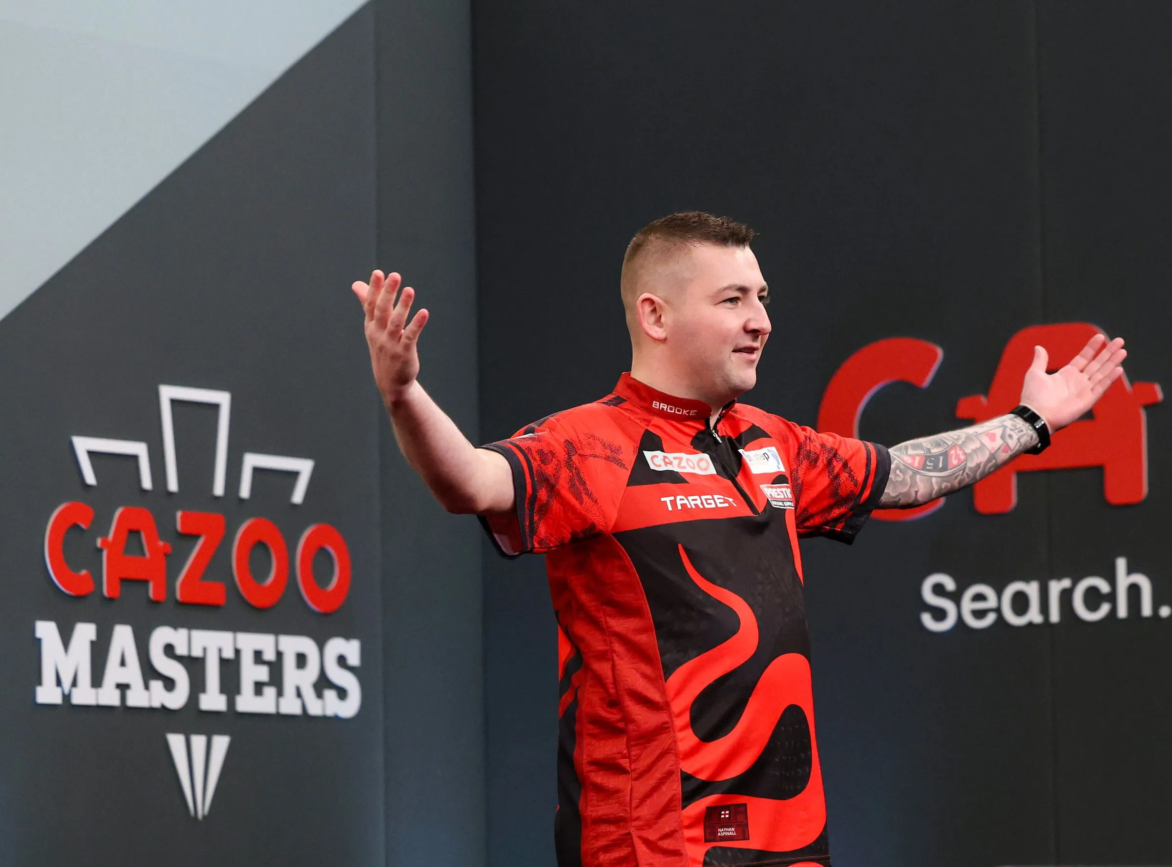 "I absolutely f*cking hate the song" - Nathan Aspinall sick of hearing Mr Brightside but won't change walk-on due to immense crowd reaction