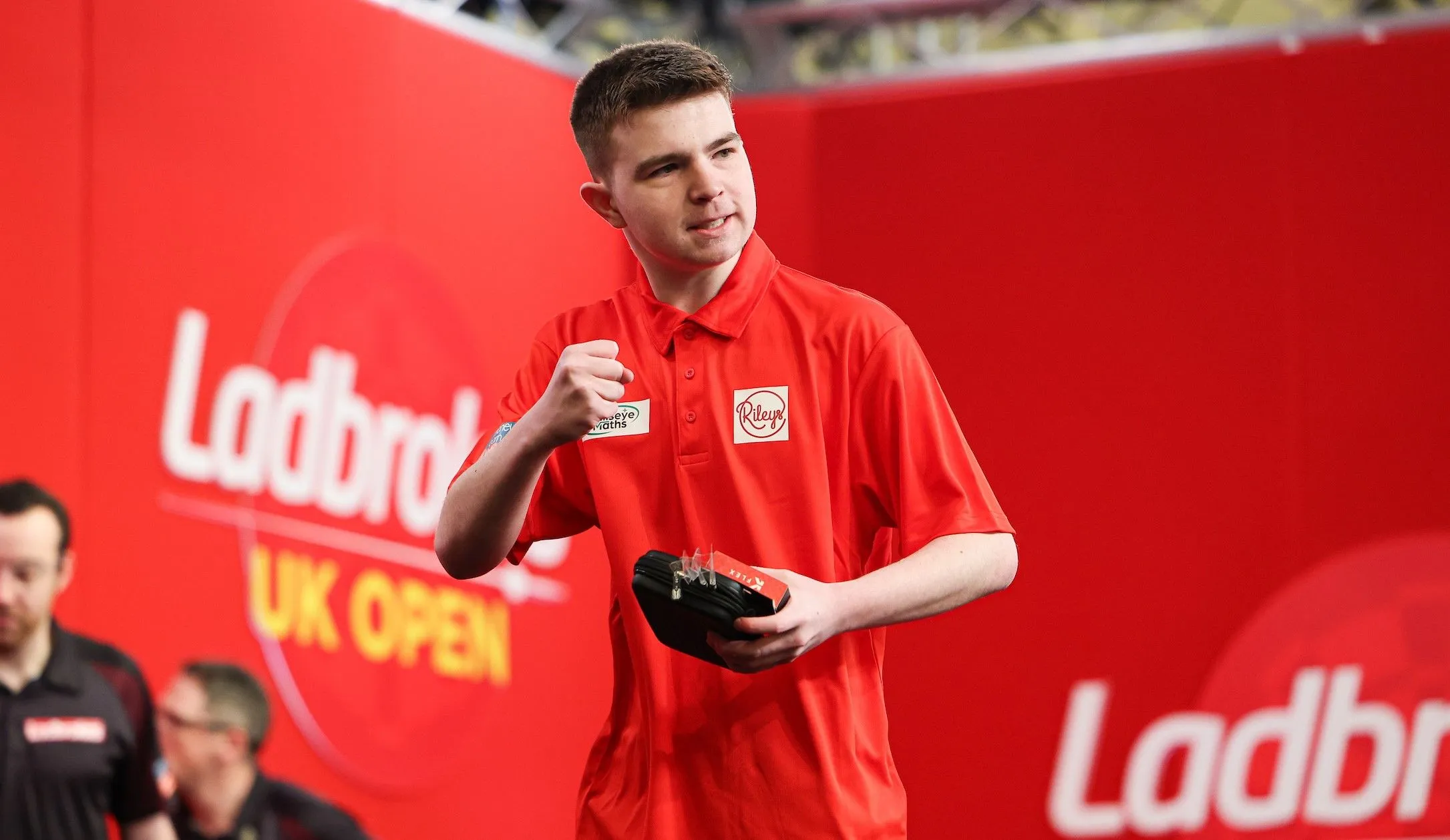 Jenson Walker beats two former World Championship finalists and wins latest MODUS Super Series week