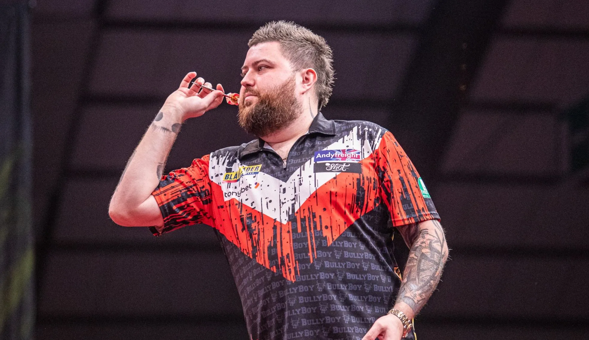 Michael Smith destroys below par Dimitri van den Bergh (70.56) to reach UK Open quarter-finals