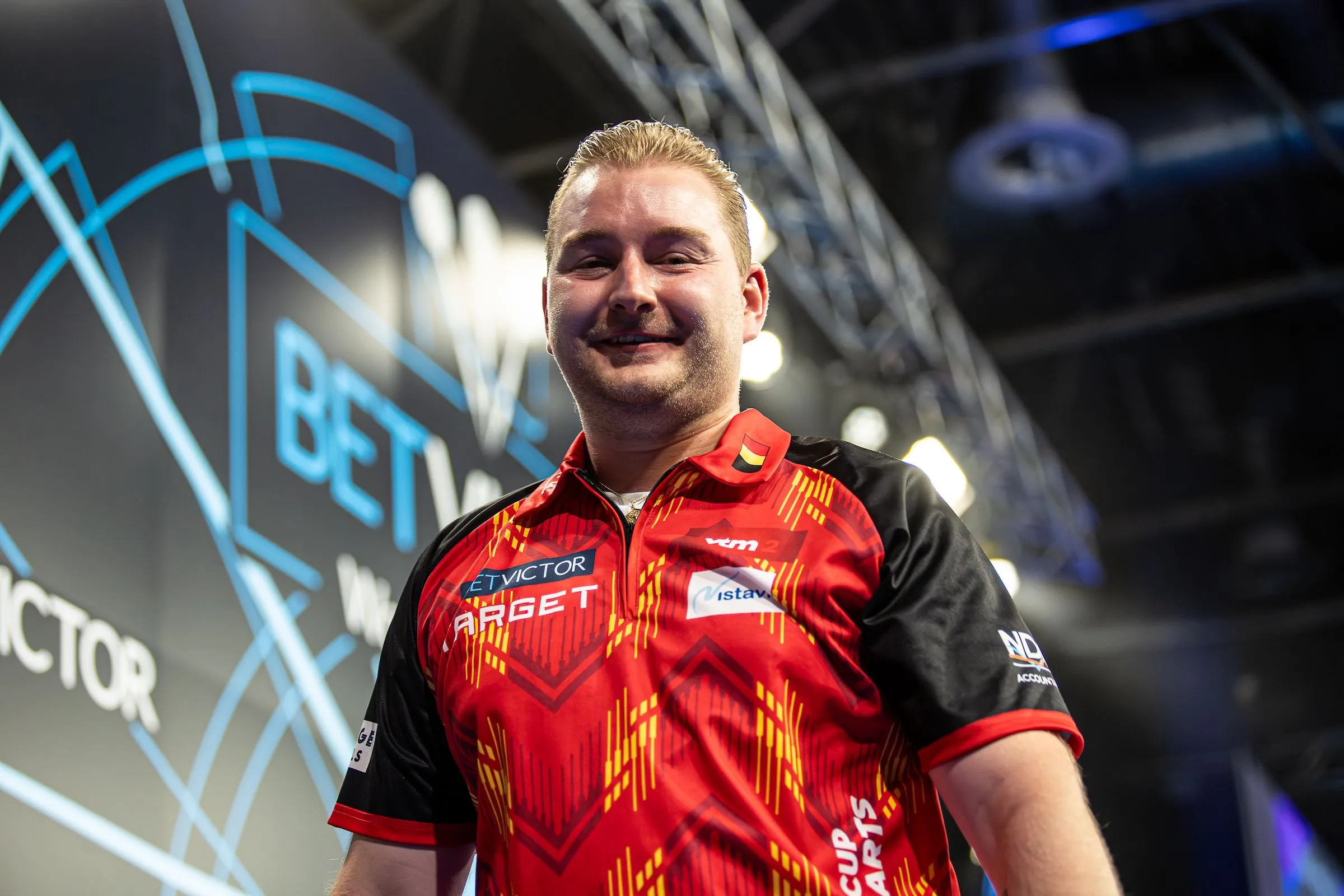 "When Dimi puts on that Belgian shirt he turns into something special" - Expect the best of returning Van den Bergh at World Cup says manager Mac Elkin