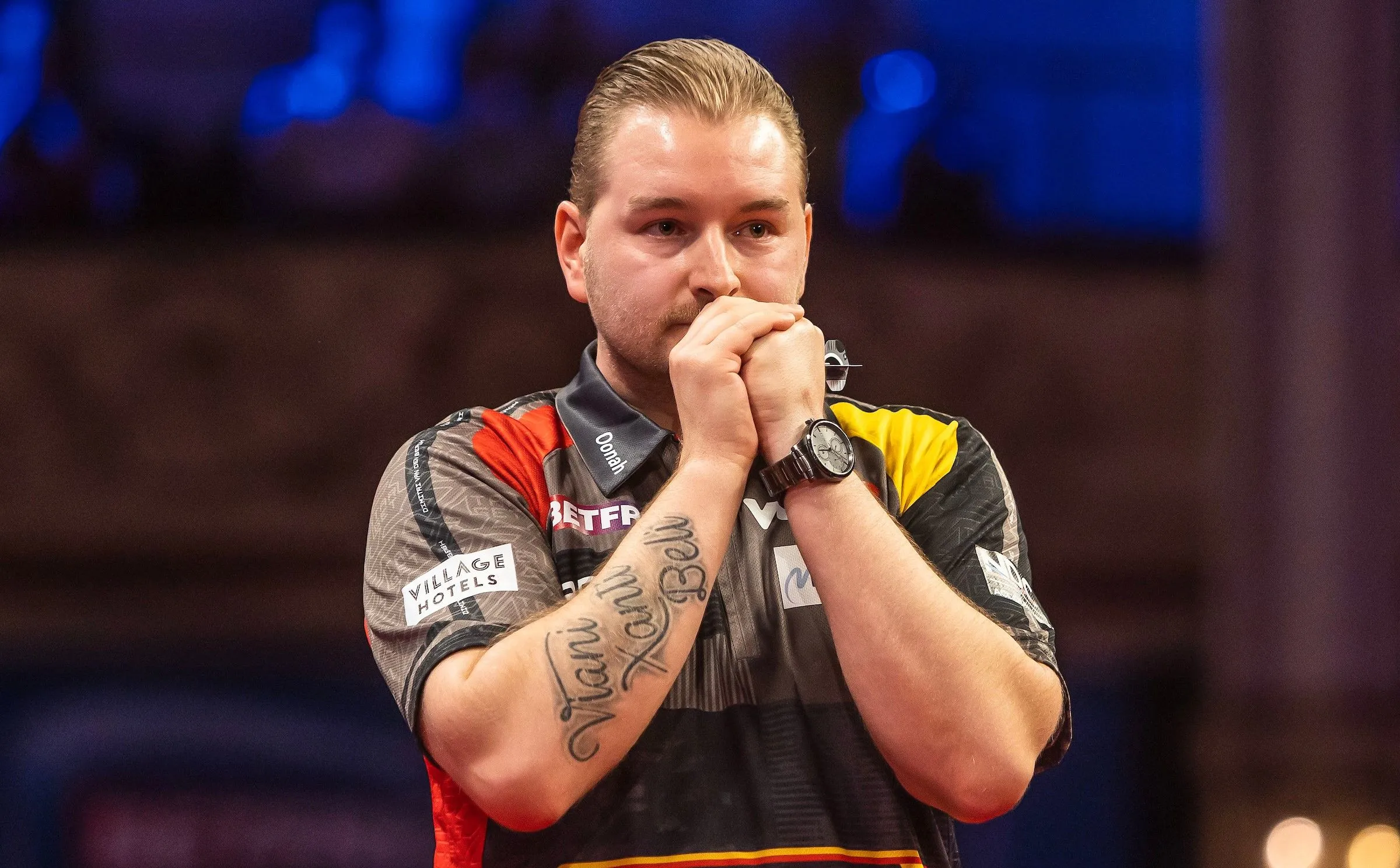 "You get ridiculed on stage and then you go and applaud that person" - Dimitri Van den Bergh receives criticism from compatriot after 2024 World Matchplay