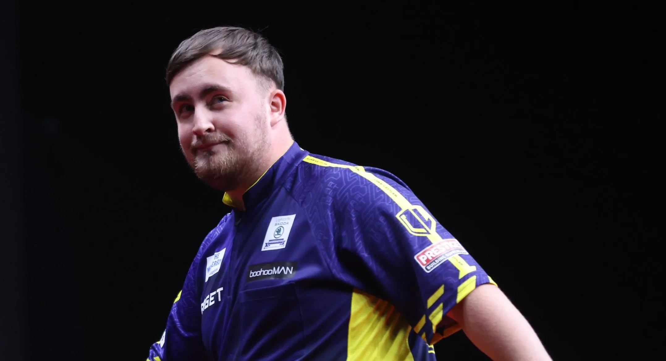 Luke Littler's shirt at New Zealand Darts Masters adjusted due to local regulations