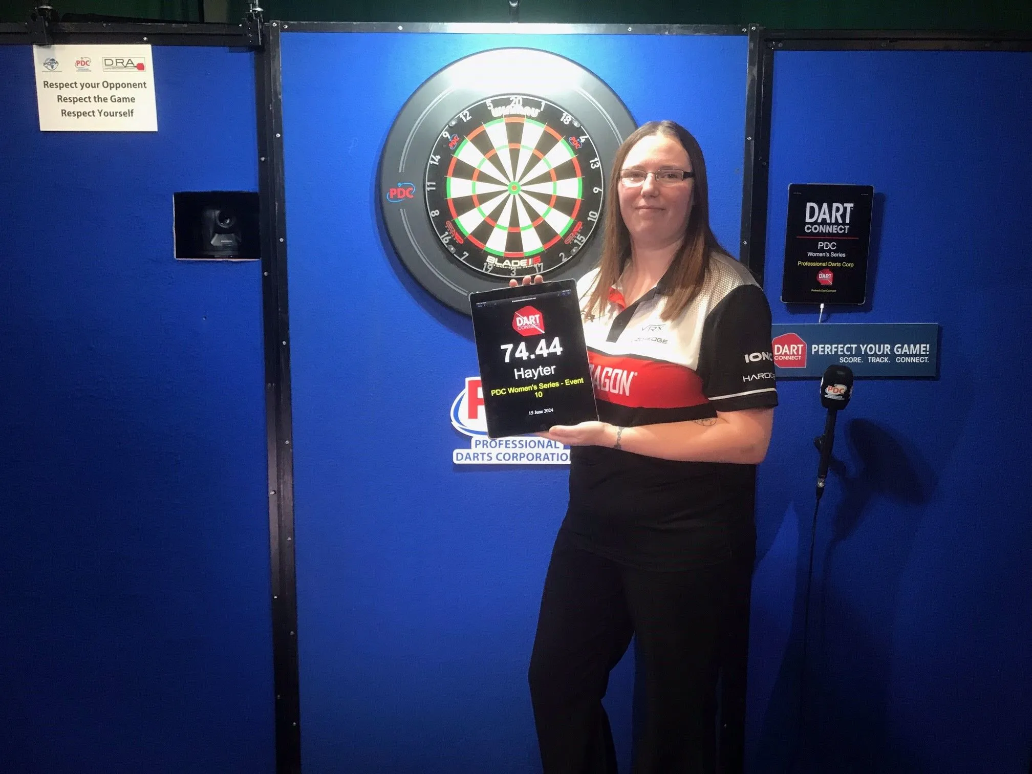 Gemma Hayter adds second PDC Women's Series title of 2024, defeats Mikuru Suzuki in Event 19 final