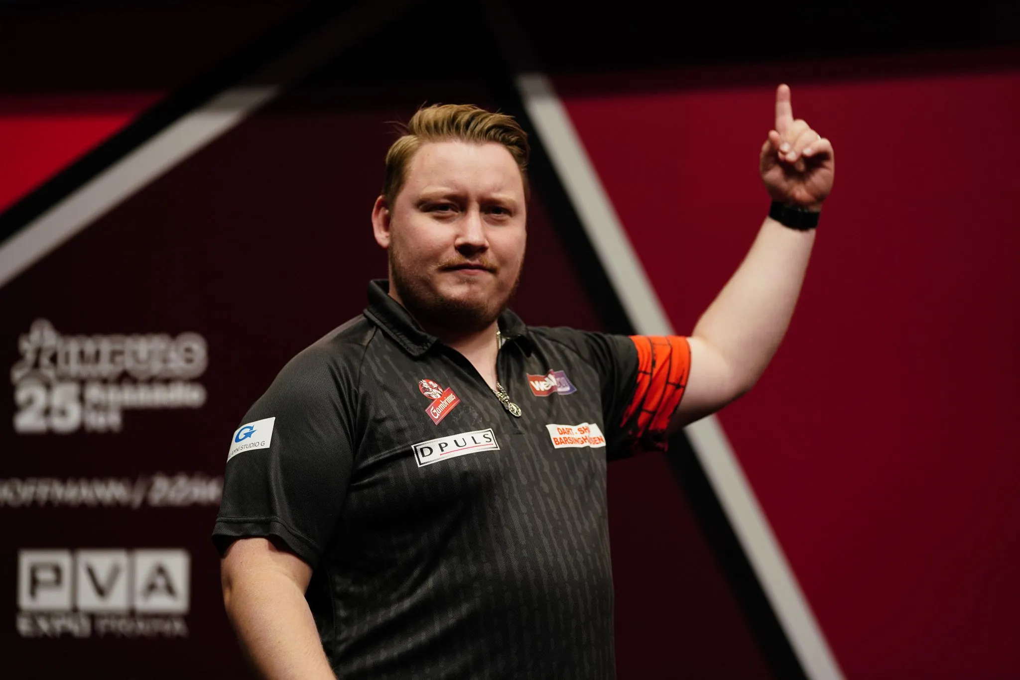 Martin Schindler becomes seventh player and first ever German to lead seeds at European Championship Darts