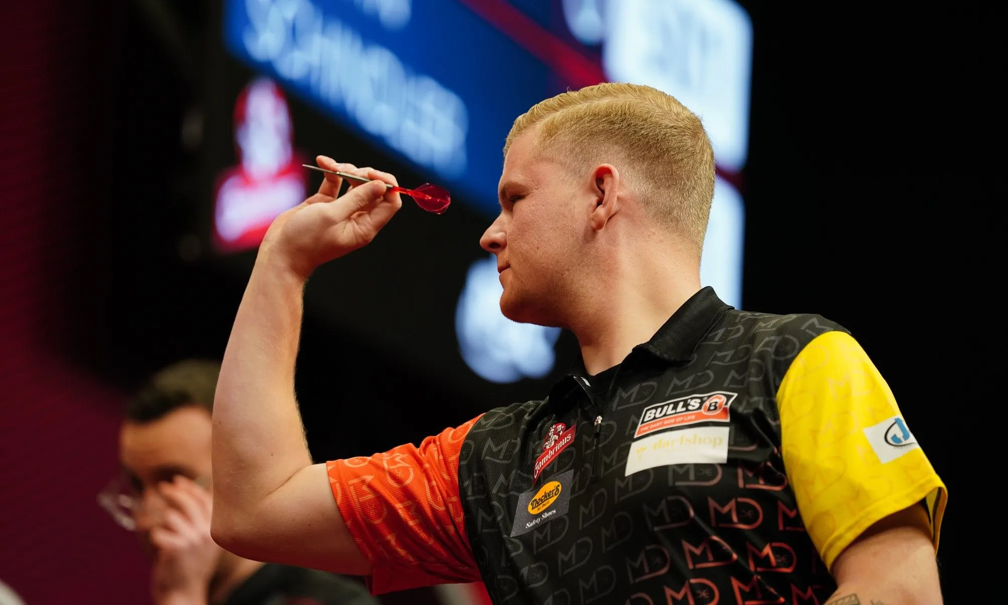 "We will never be best friends again, but we do act normal to each other" - Mike De Decker looks back on incident with Kim Huybrechts