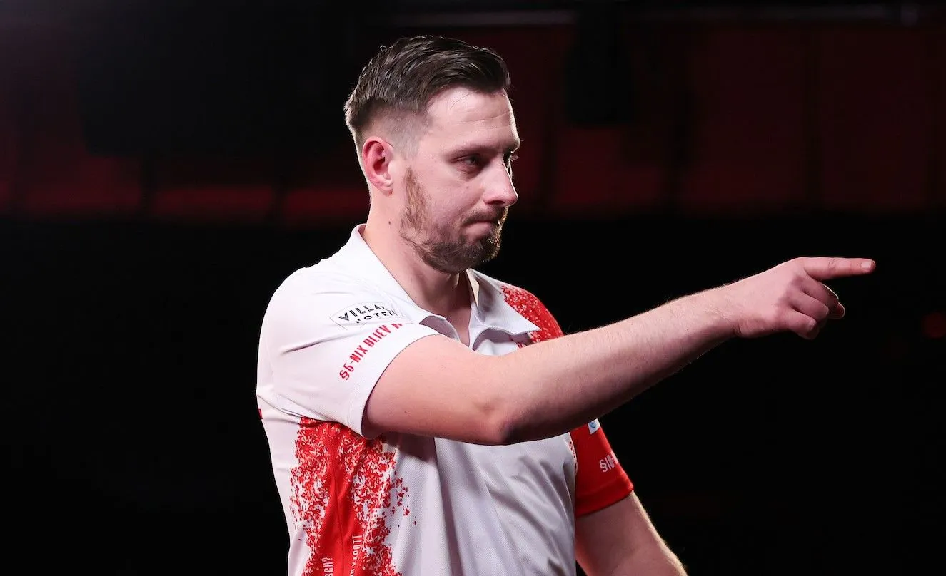 VIDEO | "I felt incredibly sorry about that" - Florian Hempel makes public apology after World Championship win over Jeffrey de Zwaan