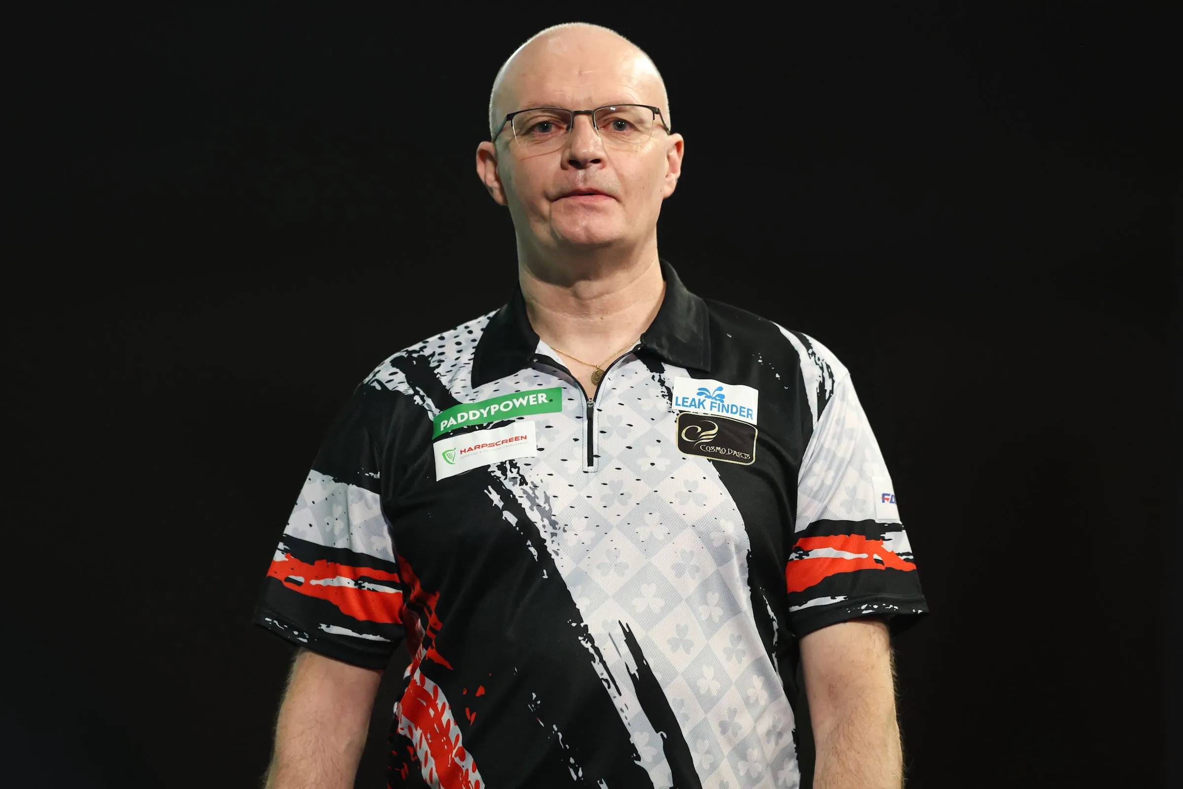 “I’ve got plenty I’d like to say” – Mickey Mansell fires fresh dig at Michael Smith after handshake snub