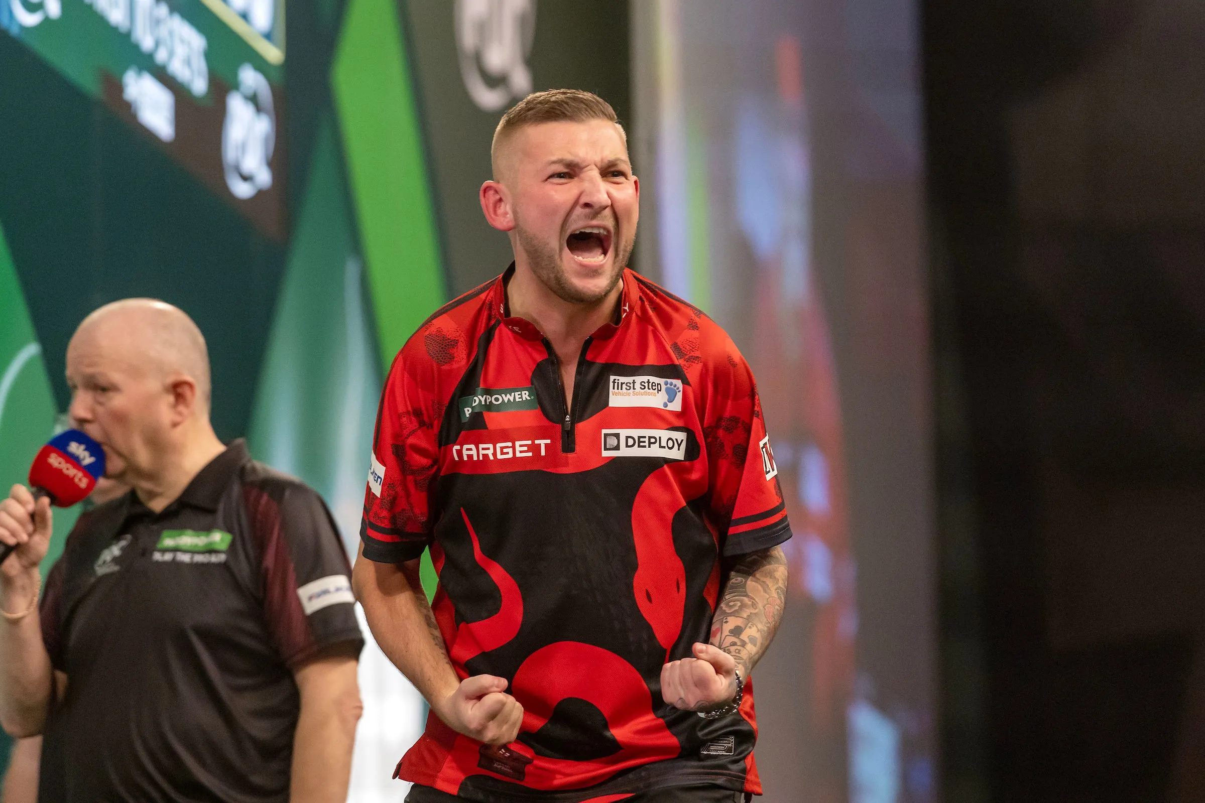 Nathan Aspinall floors 'Goldfinger' to book date with Ricardo Pietreczko in the last 16 of the 2025 PDC World Darts Championship