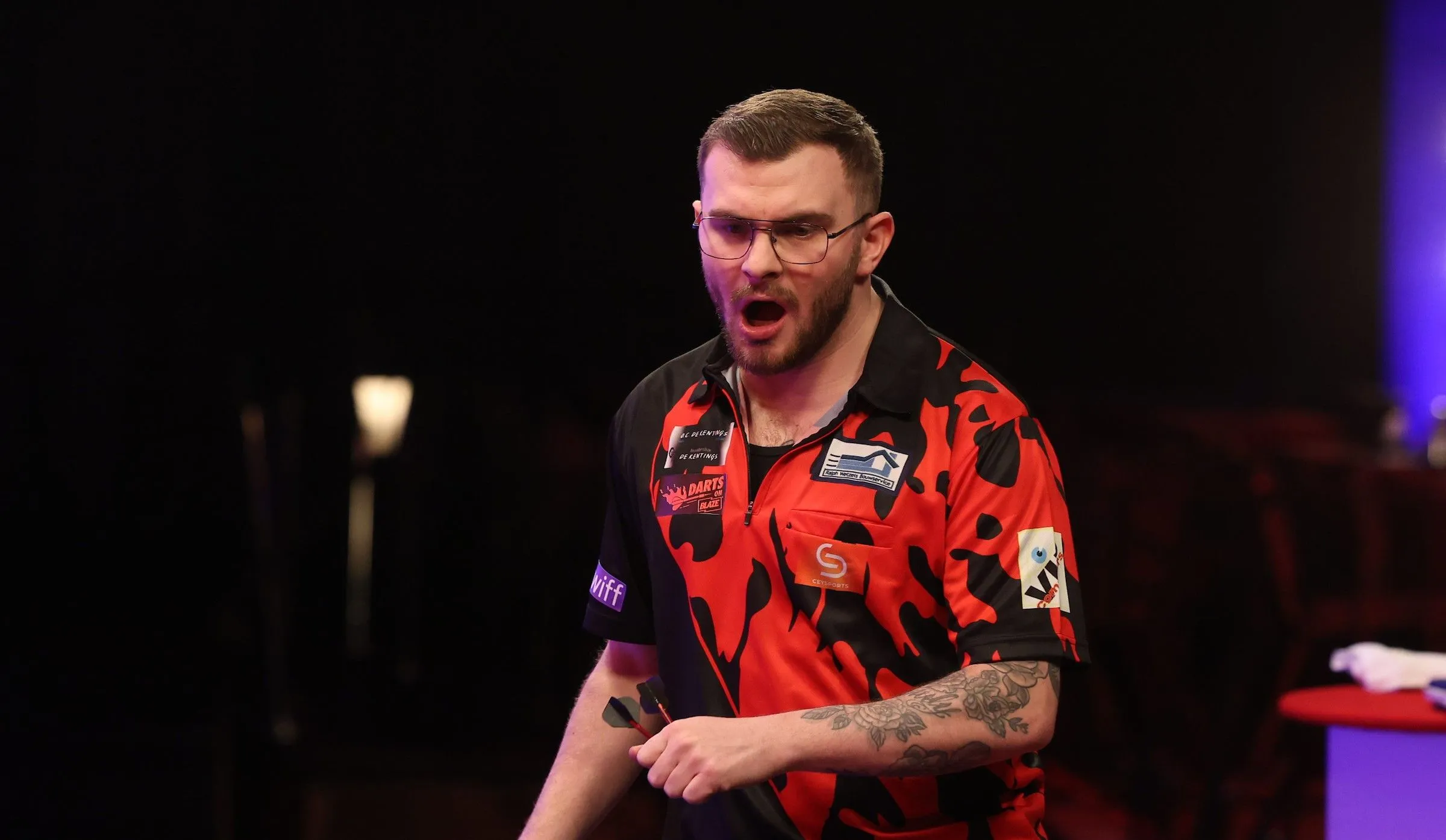 Sybren Gijbels will now face Benjamin Pratnemer at Lakeside.