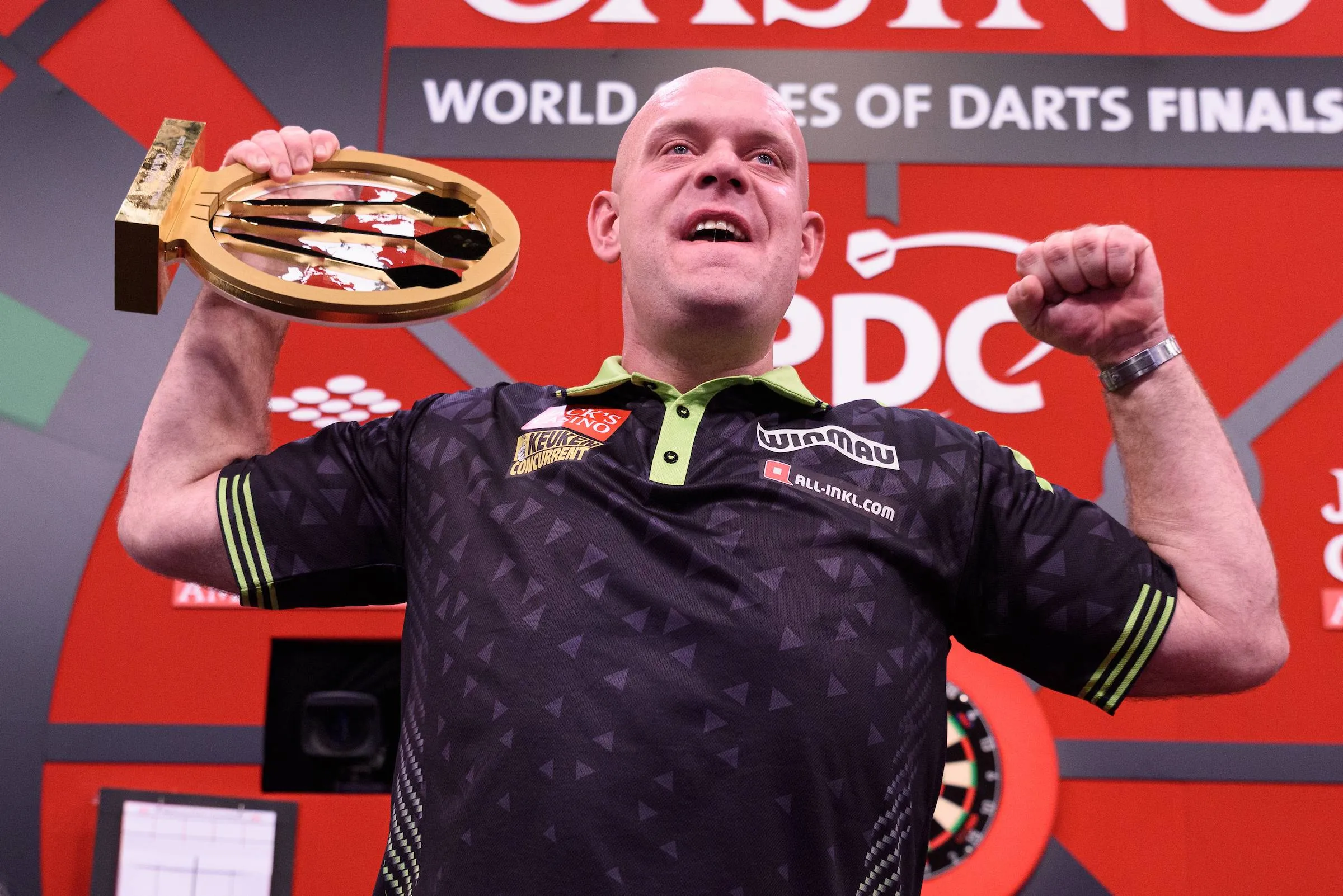 "That’s not going to happen again, I think I quit darts before that": Two more years without a major title? Not on Michael van Gerwen's watch