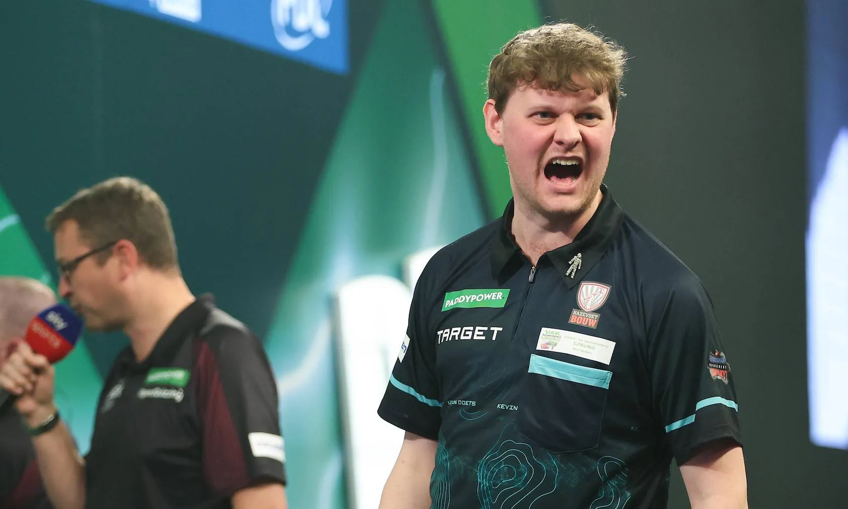 Kevin Doets on the Ally Pally stage