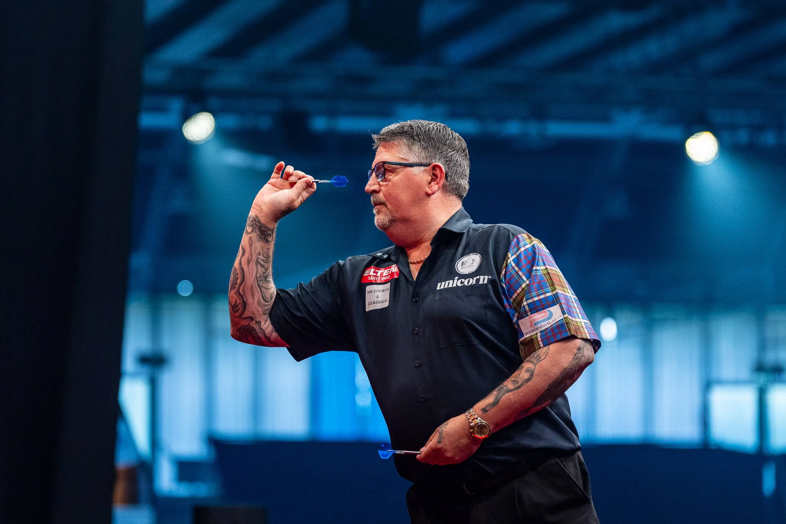 Gary Anderson in action