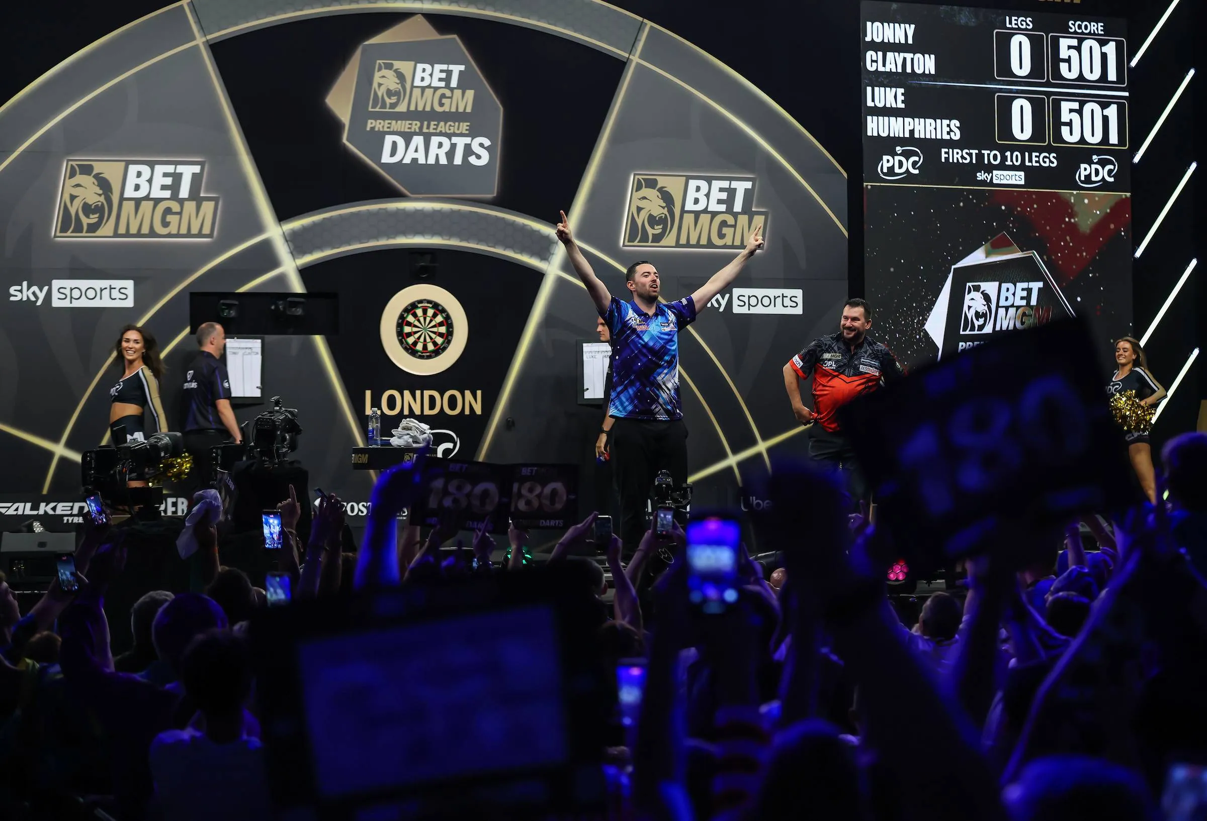 Luke Humphries and Jonny Clayton during their semi final at the 2026 Premier League Darts
