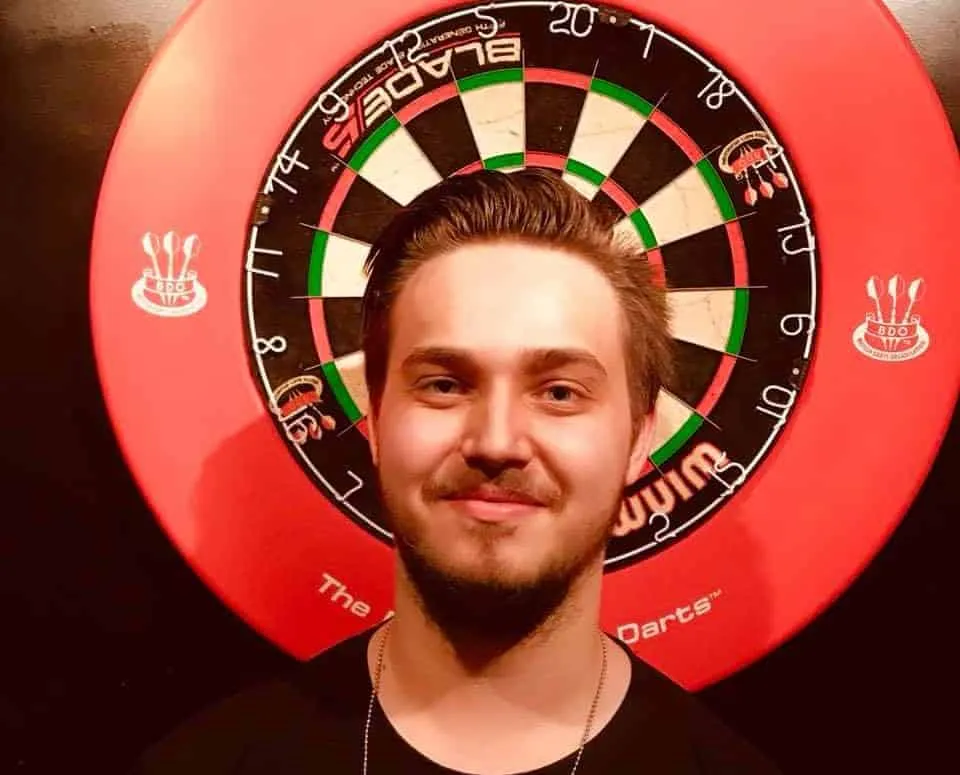 Raman wins six legs on the spin to deny Van Dongen and claim Tour Card at PDC European Q-School (Live Blog closed)