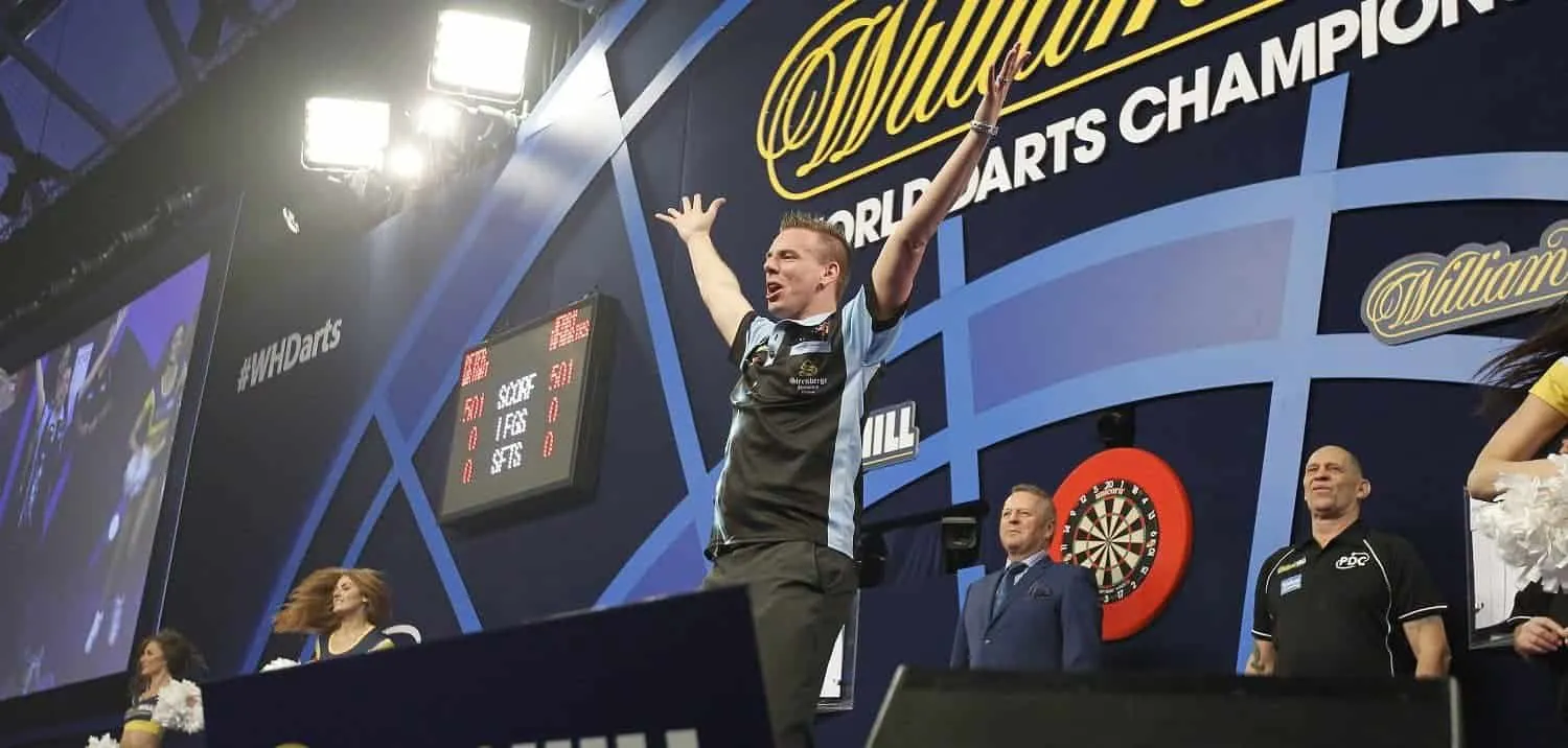 THROWBACK VIDEO: Jerry Hendriks hilarious walk on from 2017 PDC World Championship