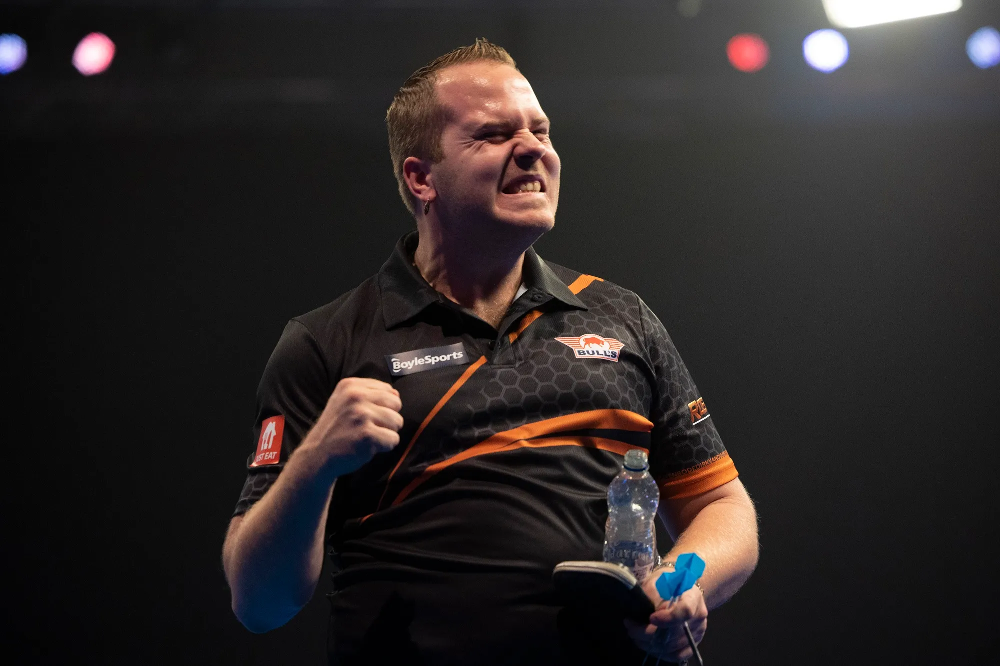 Van Duijvenbode produces stunning display in straight sets win over Hunt