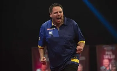 Lewis sets up Anderson clash with thrilling win over Smith, Gurney digs deep to defeat De Zwaan