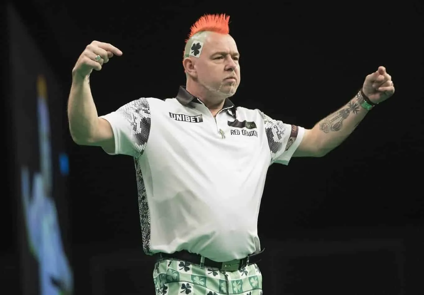 Wright dispatches Heta in quality display, Cross whitewashes out of sorts Beaton