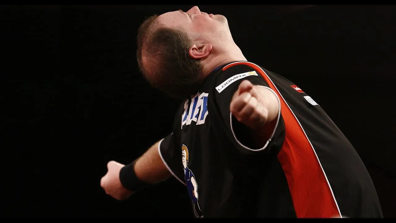 THROWBACK VIDEO: Raymond van Barneveld throws first ever nine-darter at PDC World Darts Championships