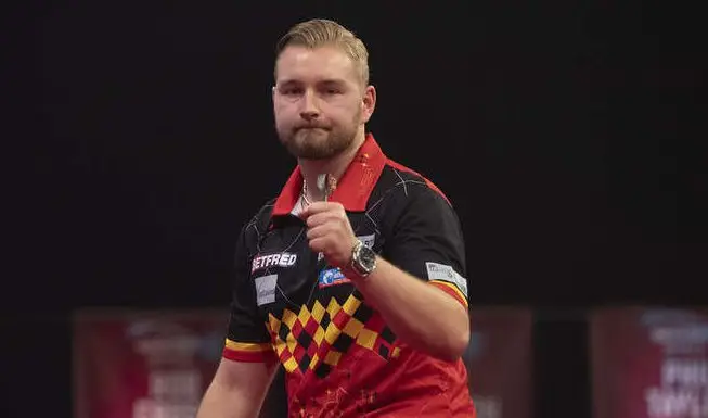 WLDMTCHPLAY RD1 VANDENBERGH5 2000 e1595367951554