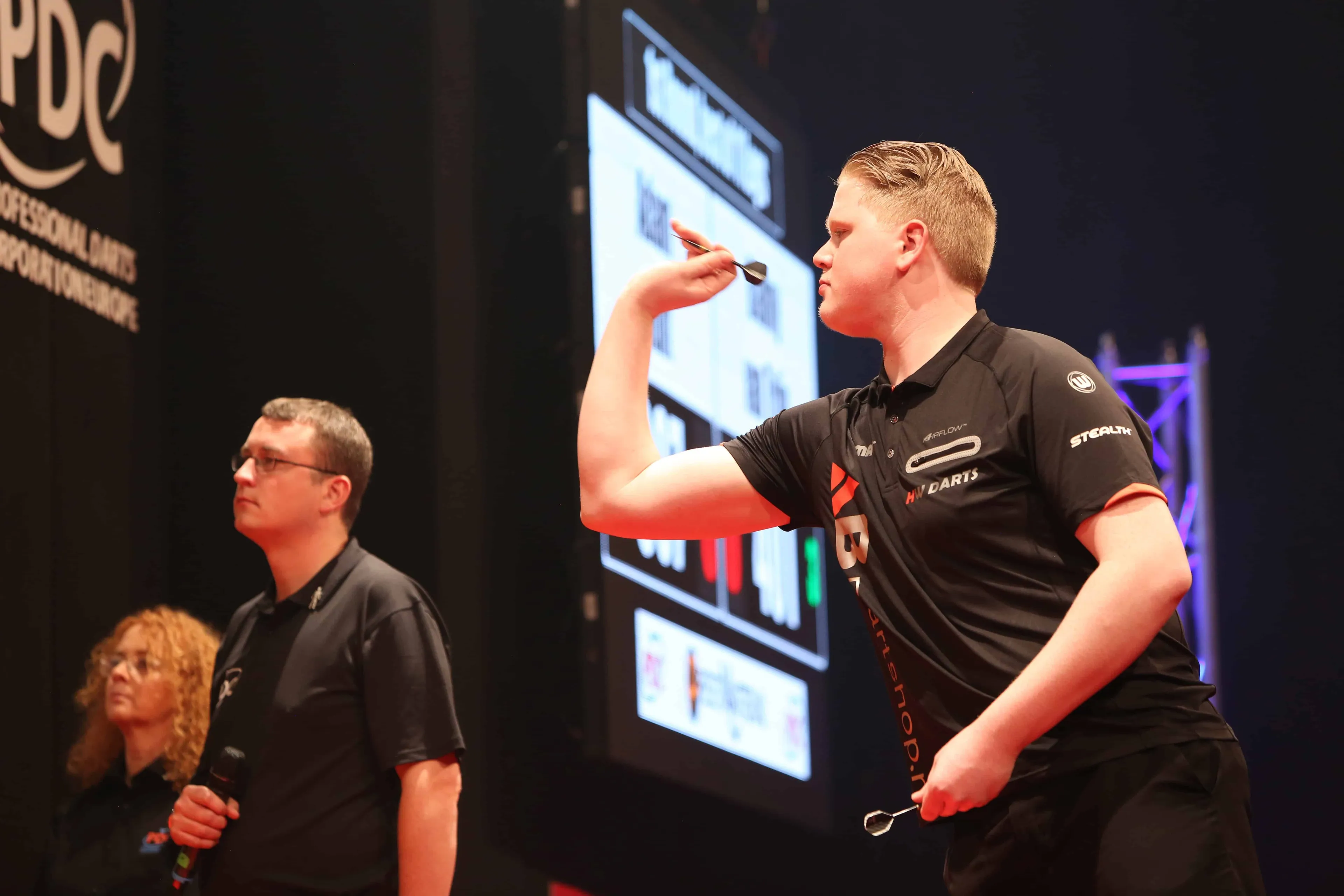 Van Trijp überzeugt beim WM-Debüt gegen Darts-Veteran Beaton