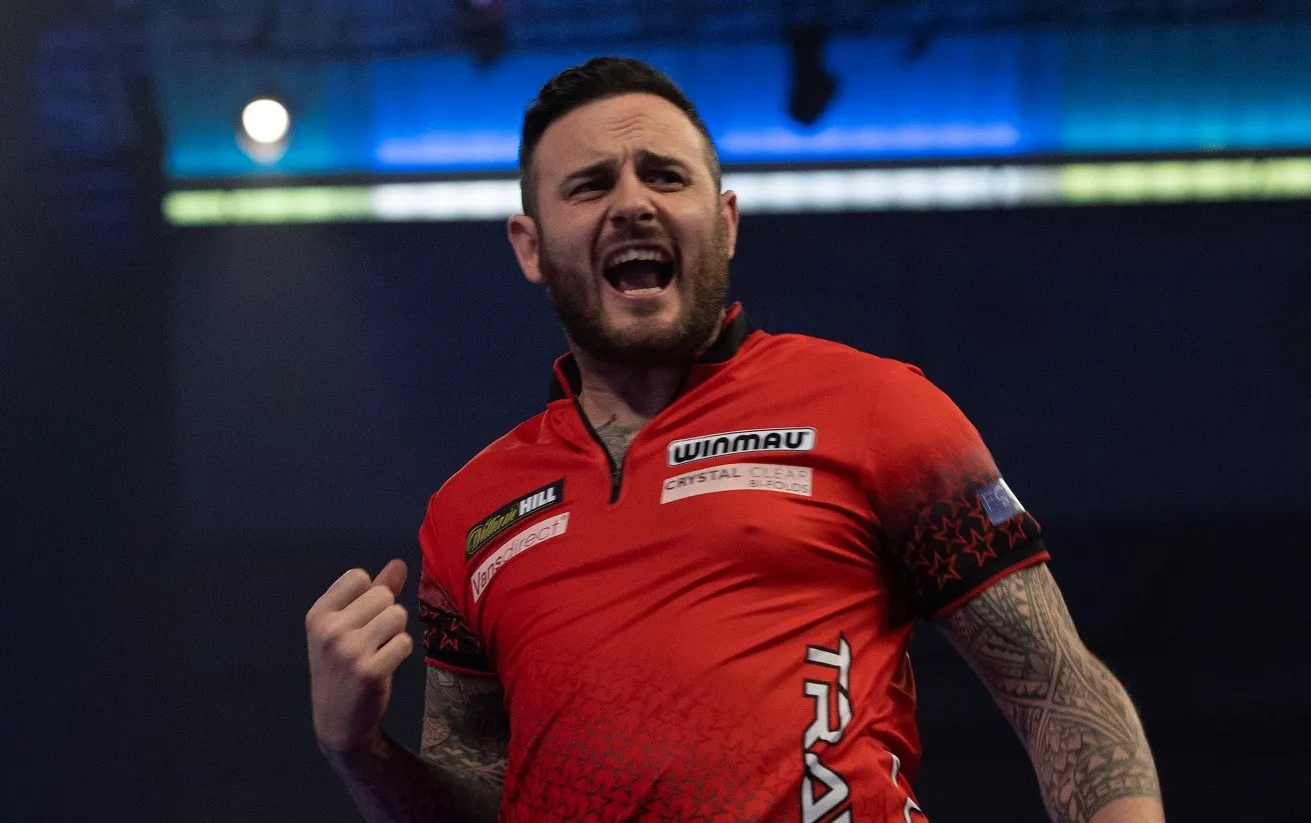 Cullen erster Viertelfinalist bei der European Championship dank eines starken Finishs
