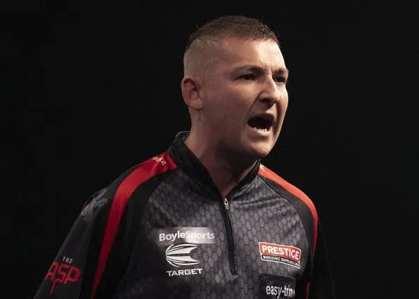 Aspinall schlägt van Gerwen knapp mit dem höchsten Average bei der PDC Super Series 7