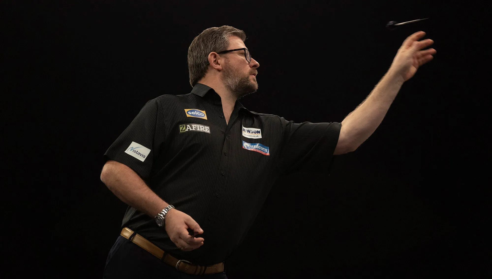 Wade zieht mit Sieg über Kuivenhoven in die zweite Runde der Darts WM ein