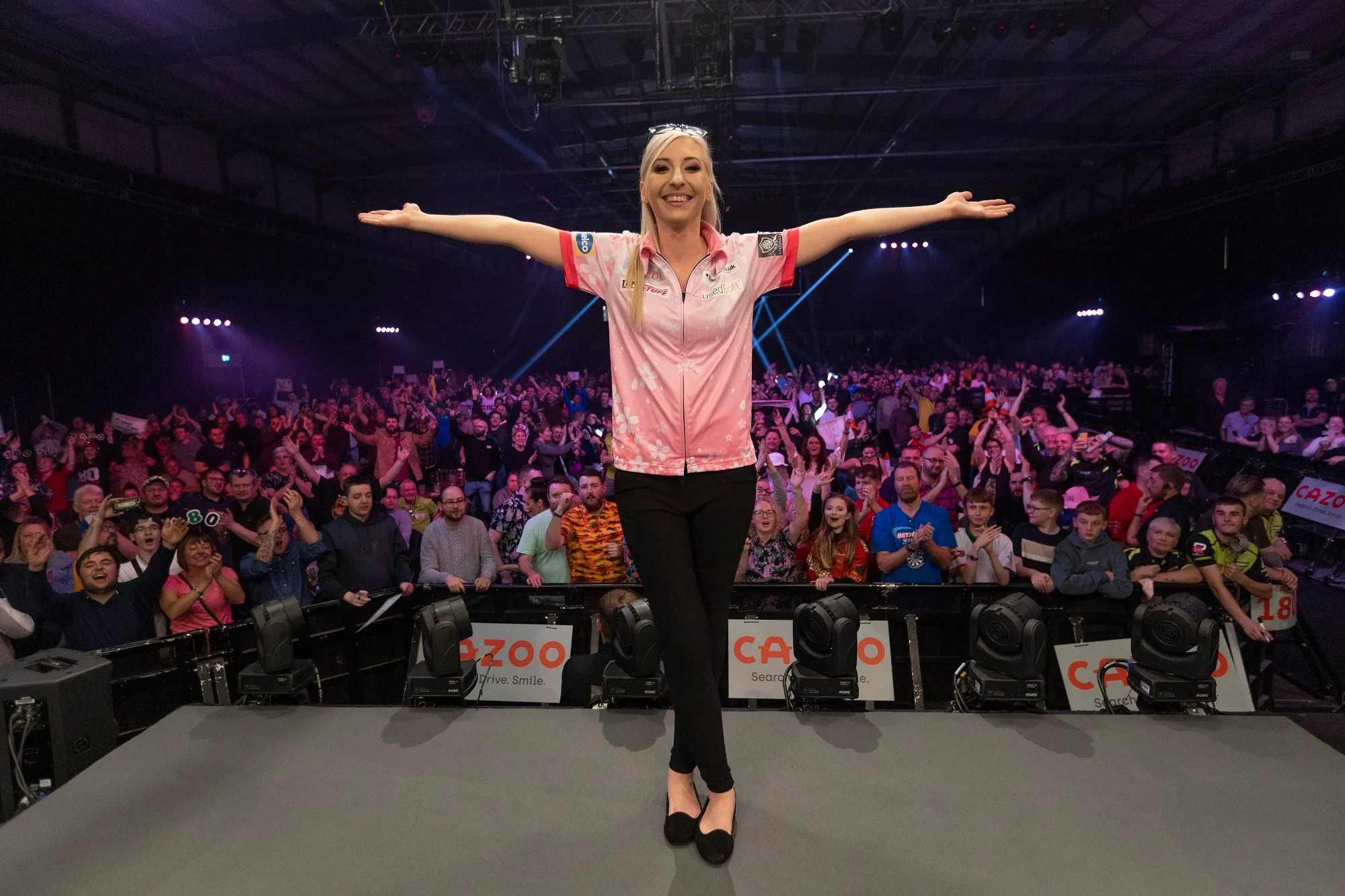 Darts-Queen Sherrock setzt sich erneut gegen Suljovic durch und erreicht das Viertelfinale beim Grand Slam of Darts