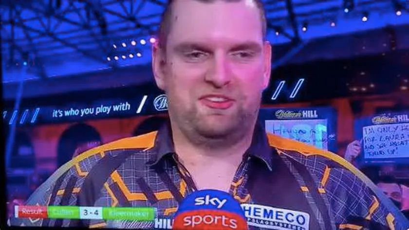 VIDEO: Kleermaker "flucht" bei englischem Interview, kann aber einer Geldstrafe entgehen"