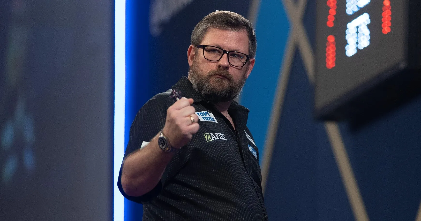 Wade mit durchschlagendem Sieg über King im Halbfinale der Darts WM