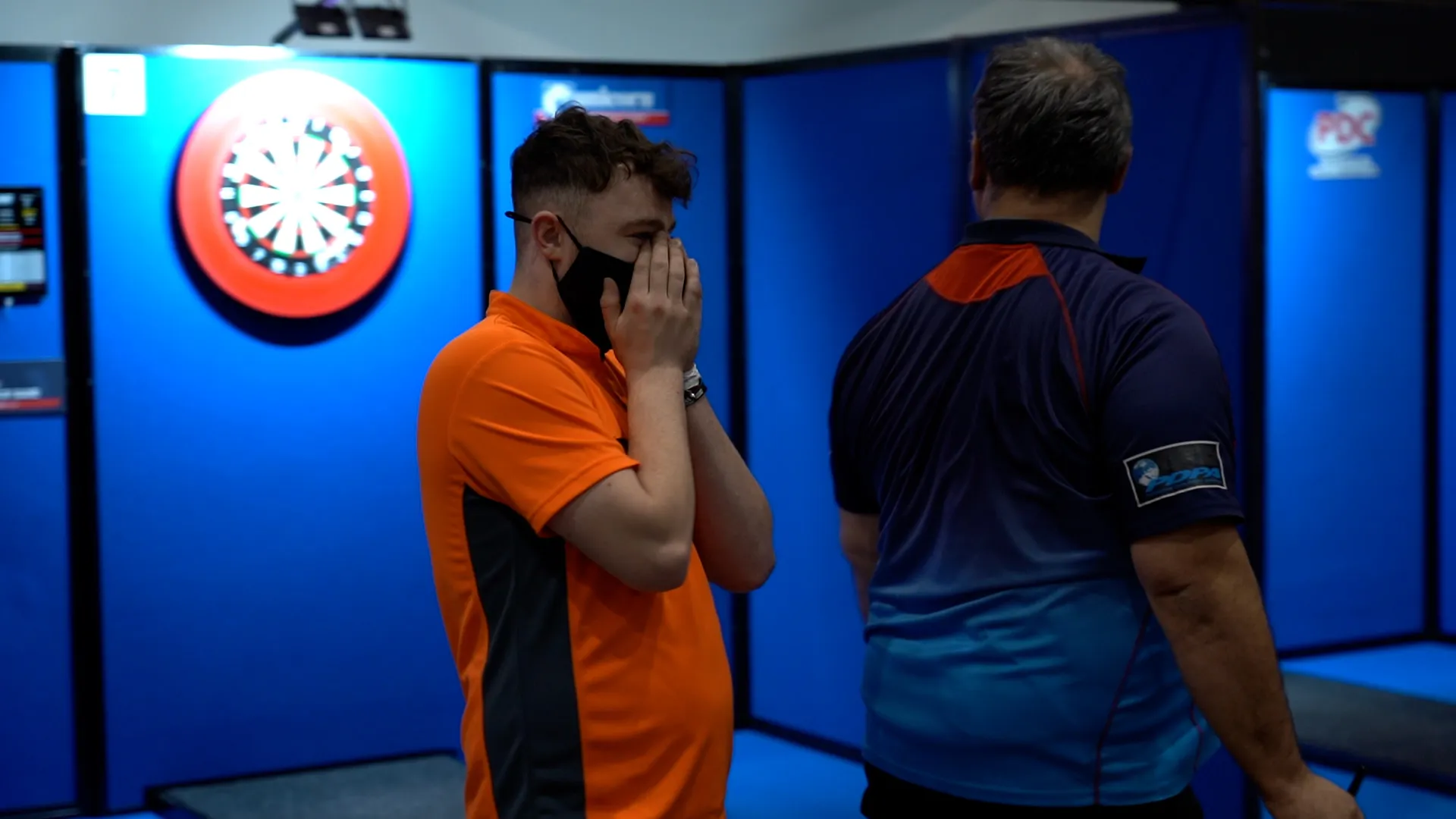 Rock krönt hervorragenden Tag mit Tour Card am letzten Tag der Q-School