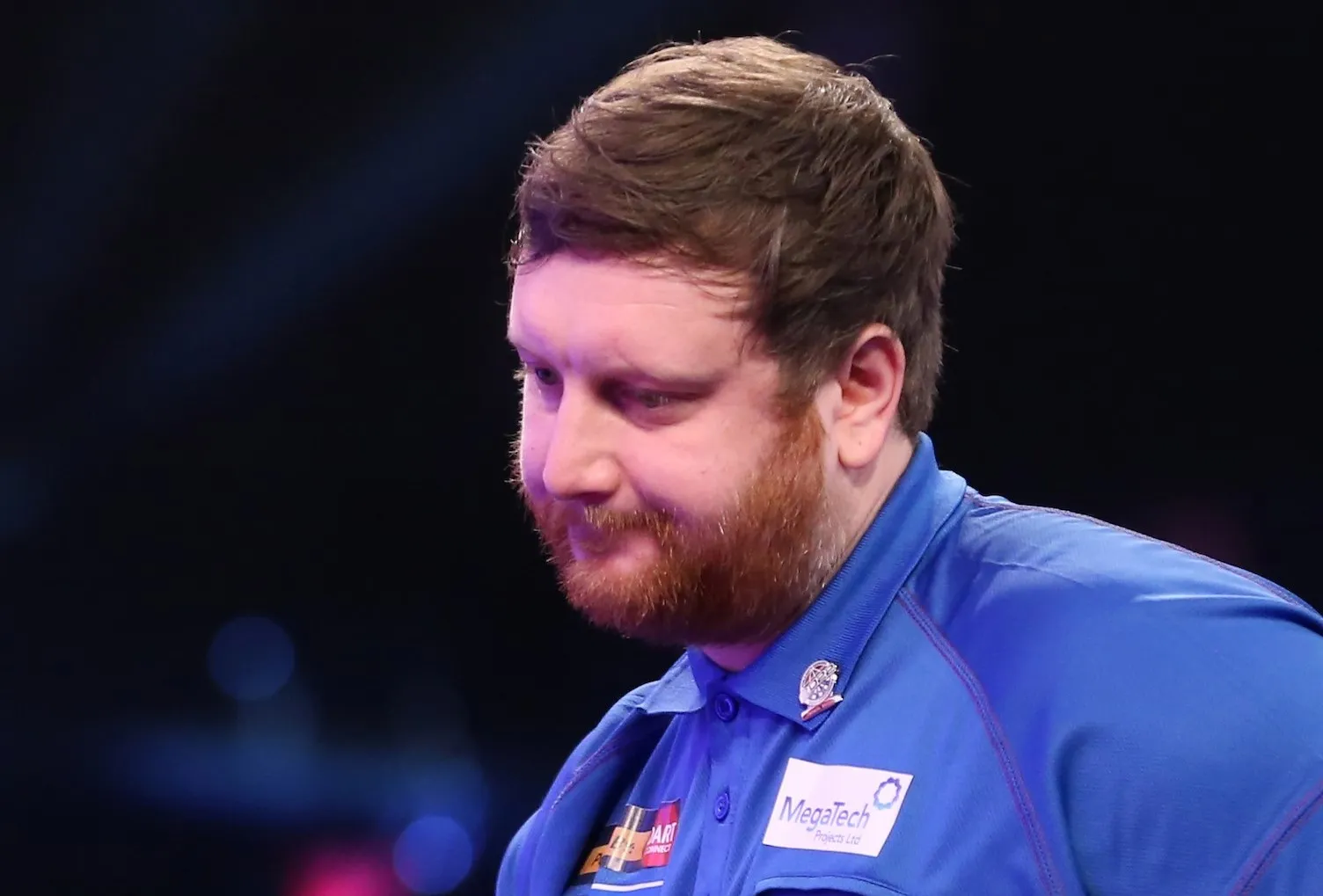 Menzies in vier Sätzen zum Achtelfinale in Lakeside