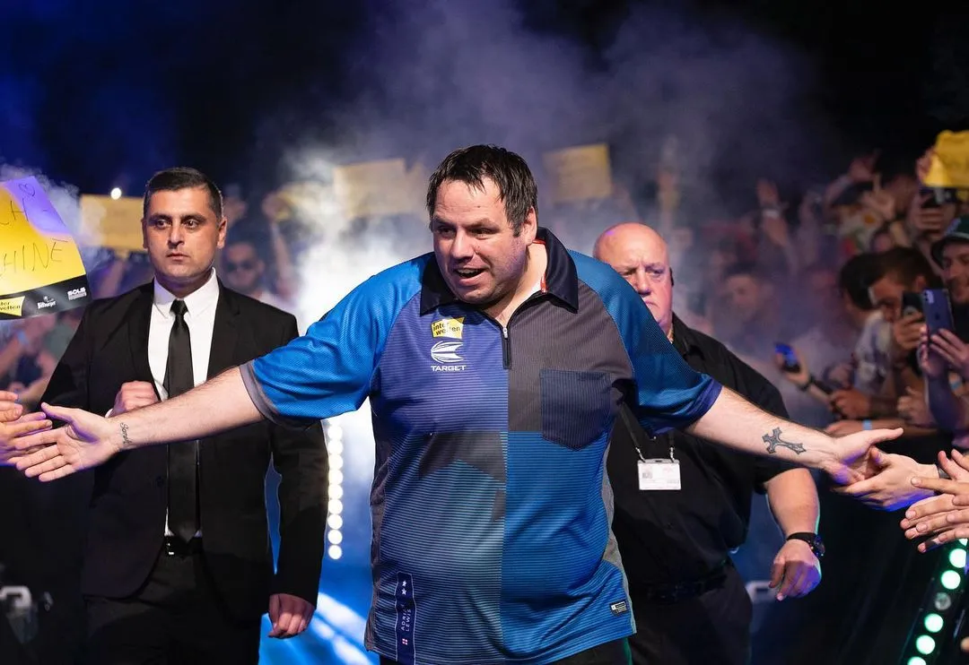 "Es gibt keinen Grund, warum ich mir meine Tour Card nicht zurückholen kann" - Adrian Lewis peilt die PDC Q-School 2026 an