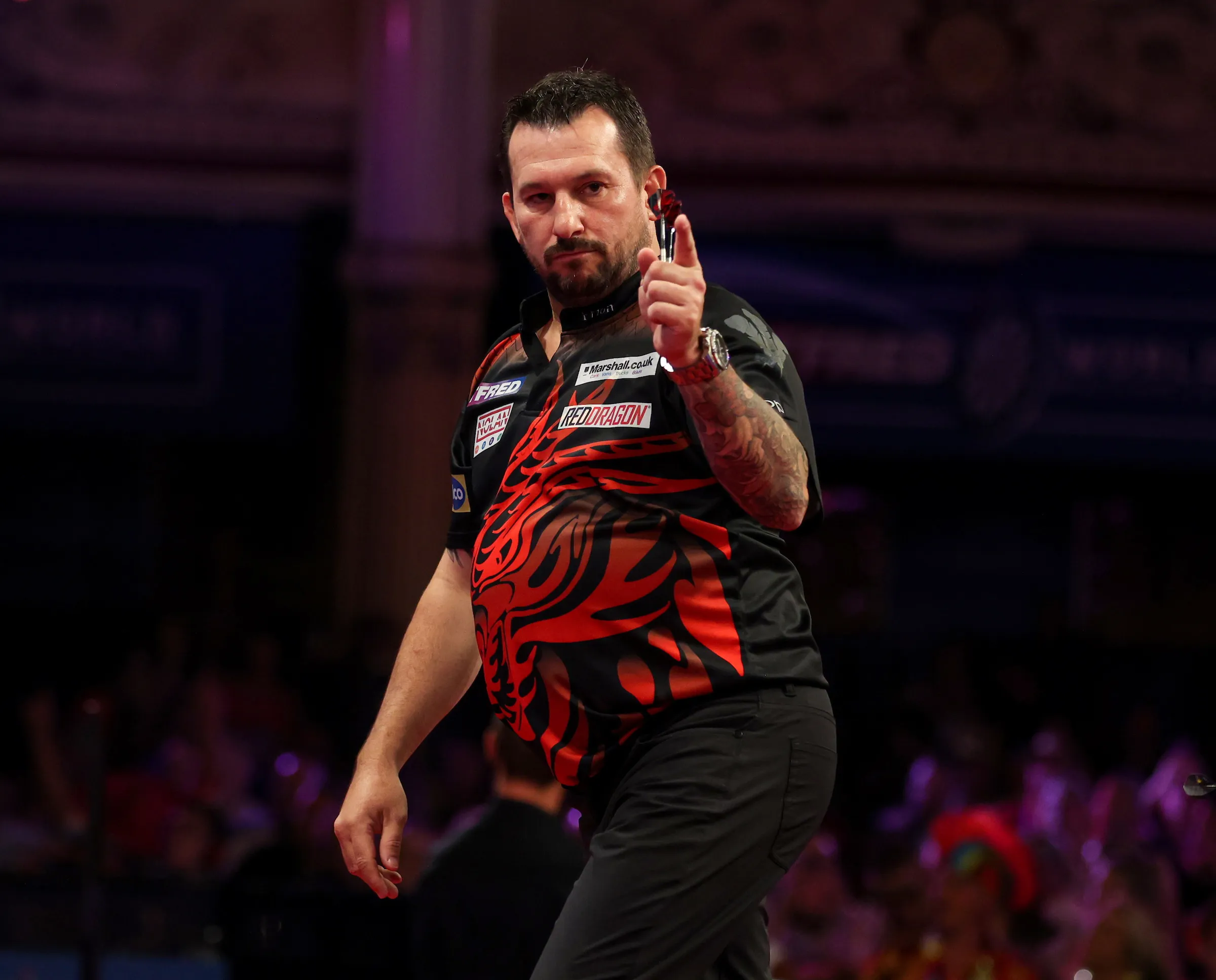 Titelverteidiger Clayton zieht an Noppert vorbei, Smith erzielt 107er-Average bei hervorragendem Wright-Sieg