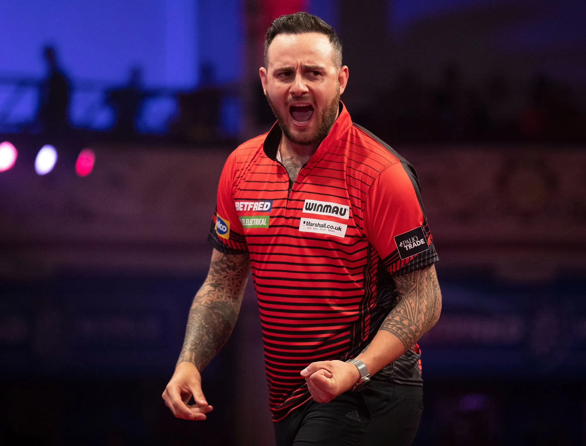 Cullen holt Comeback-Sieg gegen Chisnall, Joyce wirft topgesetzten Van den Bergh in einem großartigen Spiel raus