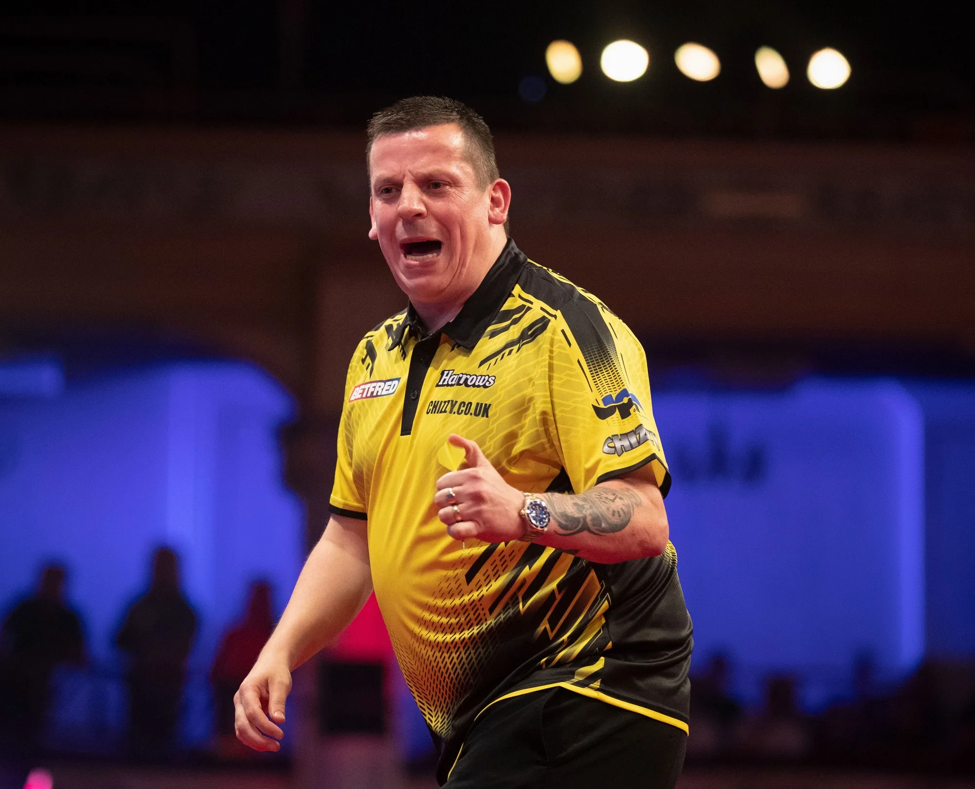 Joyce überholt Baggish nach entscheidendem Leg, Chisnall triumphiert gegen Hughes