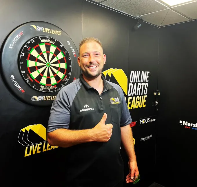 Graham Hall neuer Wochensieger in der Online Darts League