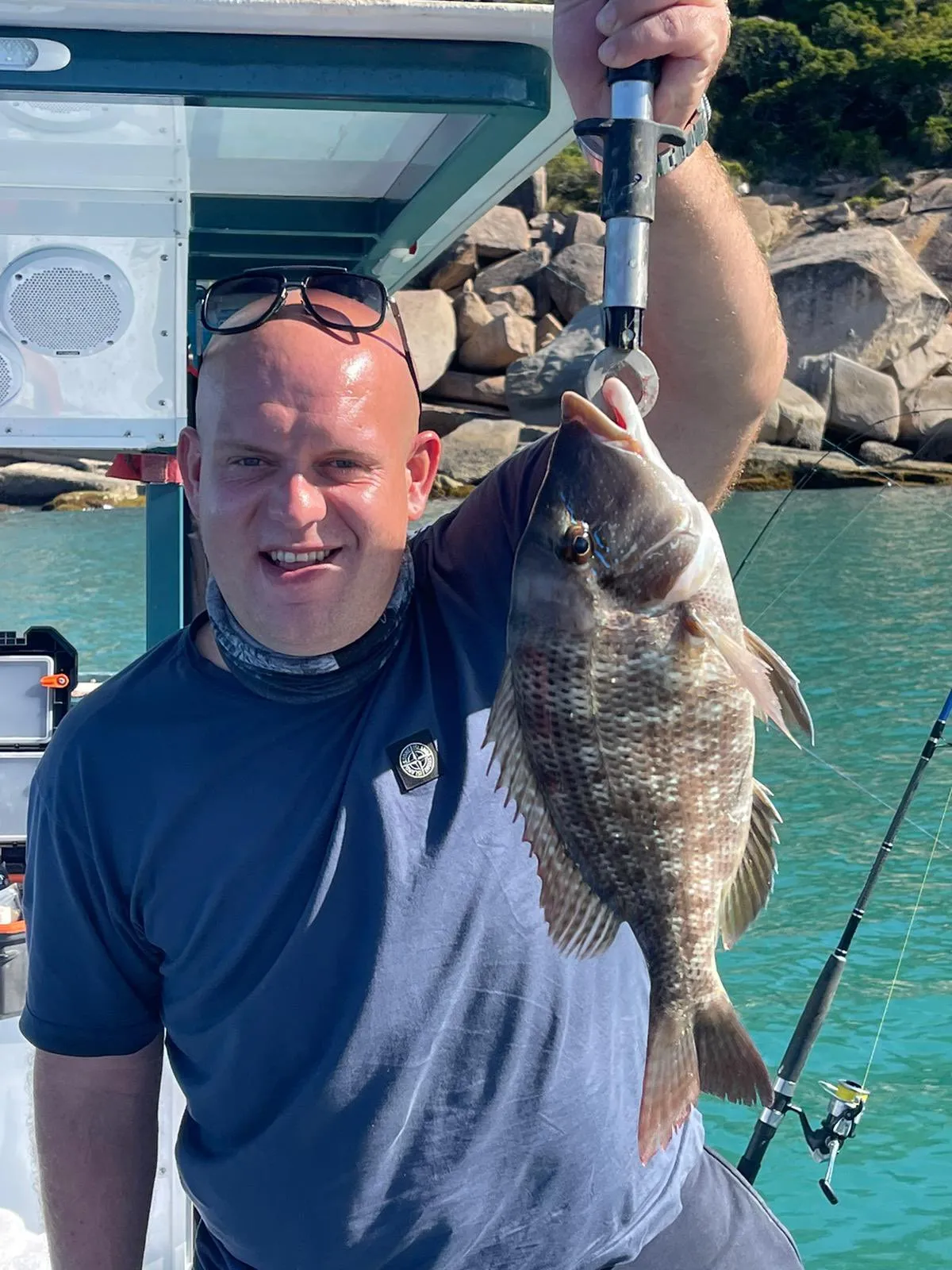 Ein echter 'Big Fish' für van Gerwen während seines Angelausflugs