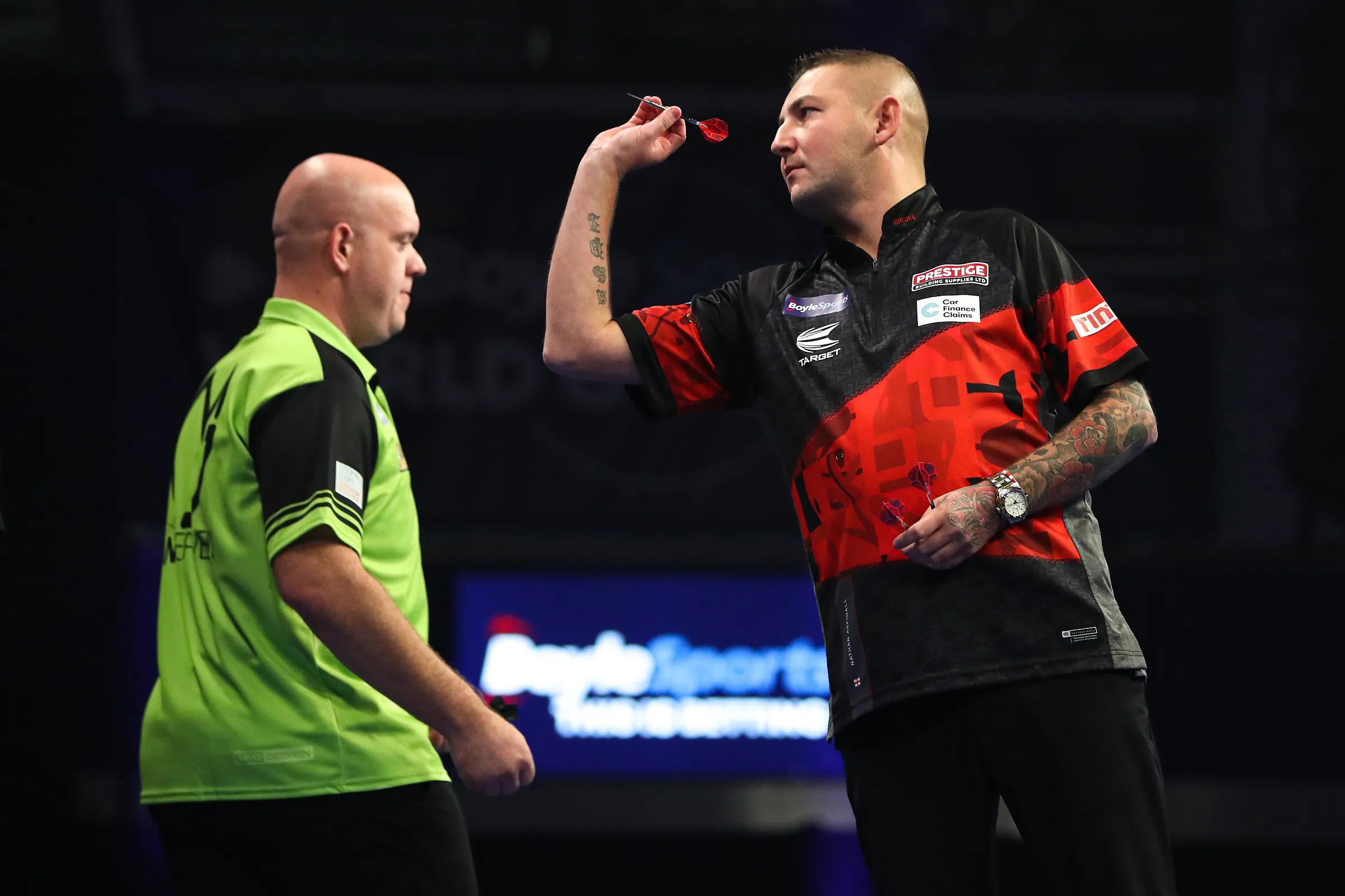 Sehen Sie sich die Highlights des spannenden World Grand Prix-Finales zwischen van Gerwen und Aspinall an