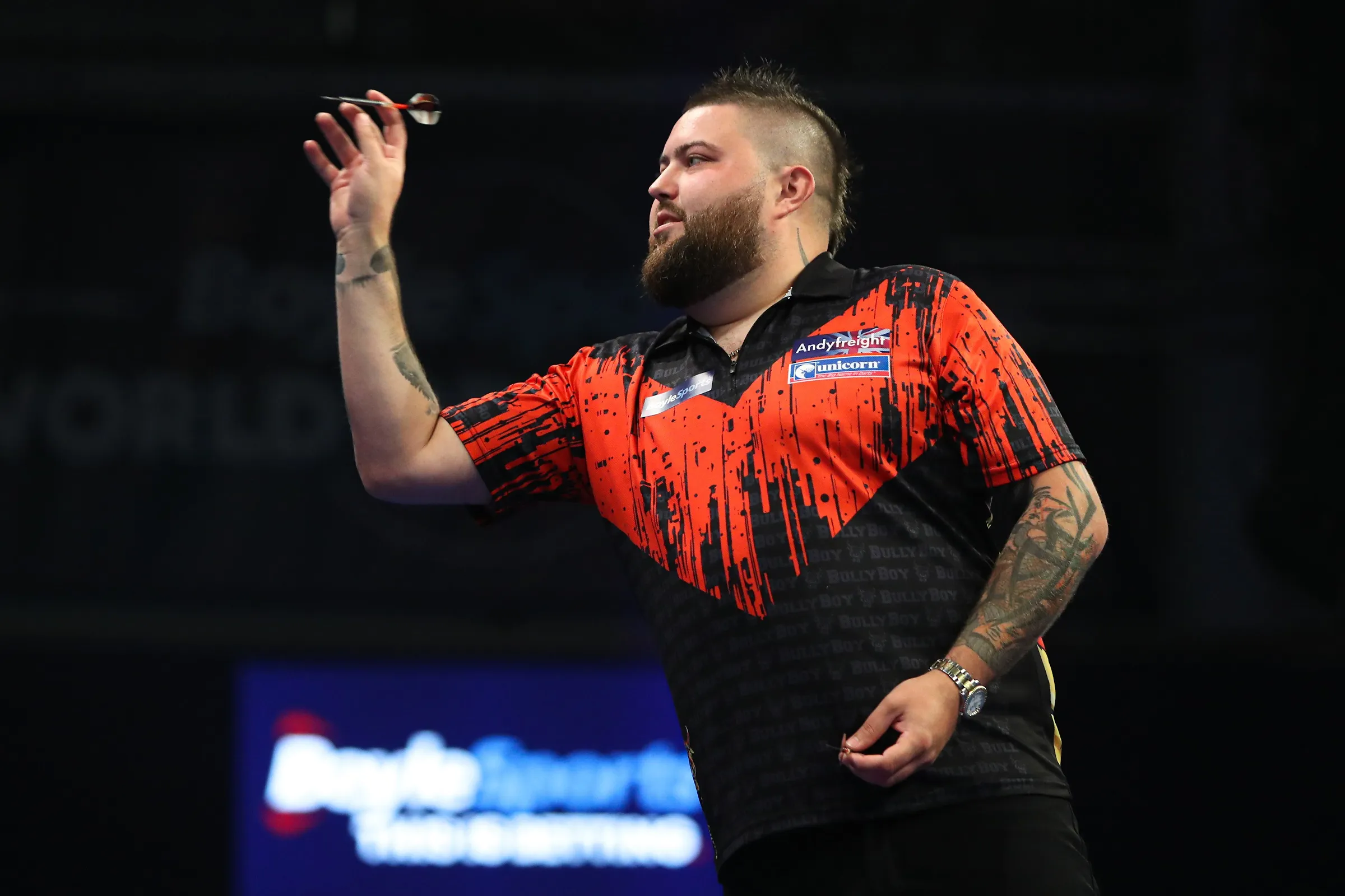 Spielplan für Donnerstagabend bei der European Darts Championship 2022 mit Cross, Wade und Smith
