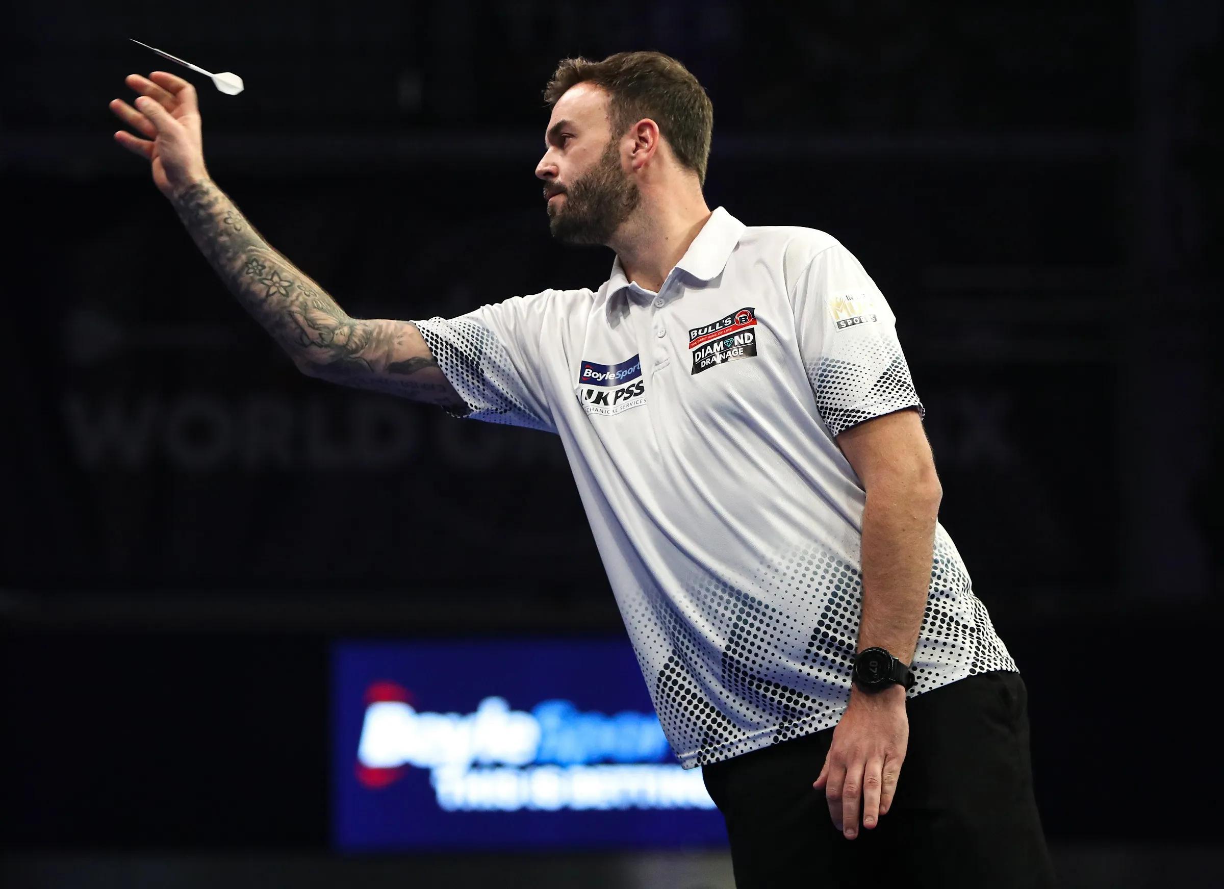 Ross Smith greift nach dem überraschenden European Championship Titel in Dortmund nach dem Finish-Rekord