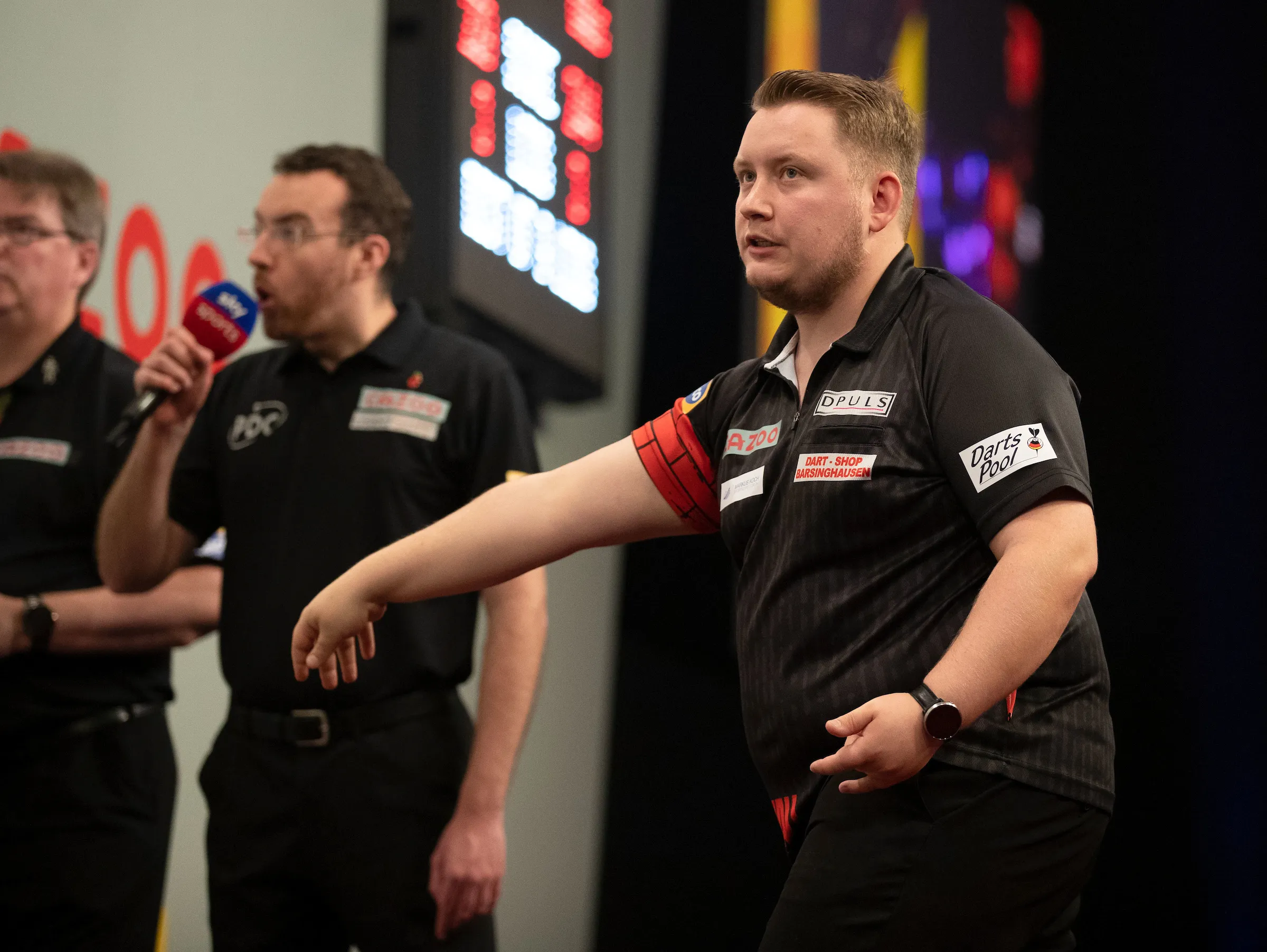Gilding nimmt Schindler aus dem Turnier und überrascht nach acht Jahren erneut mit Halbfinaleinzug bei UK Open