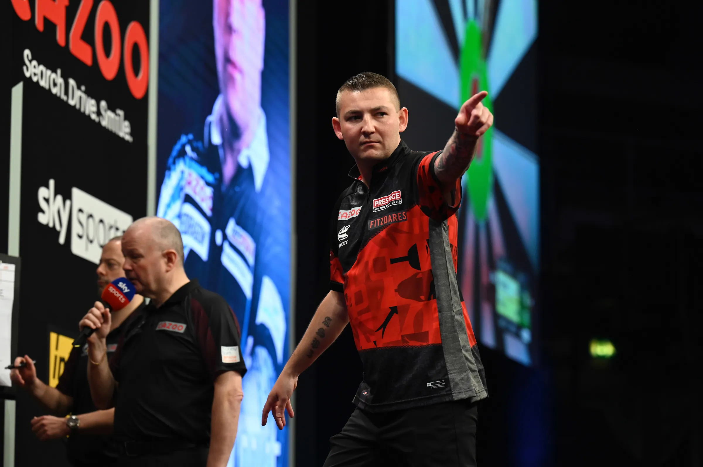 Aspinall brilliert gegen Wright, Smith ruiniert Heimspiel von Clayton in Cardiff