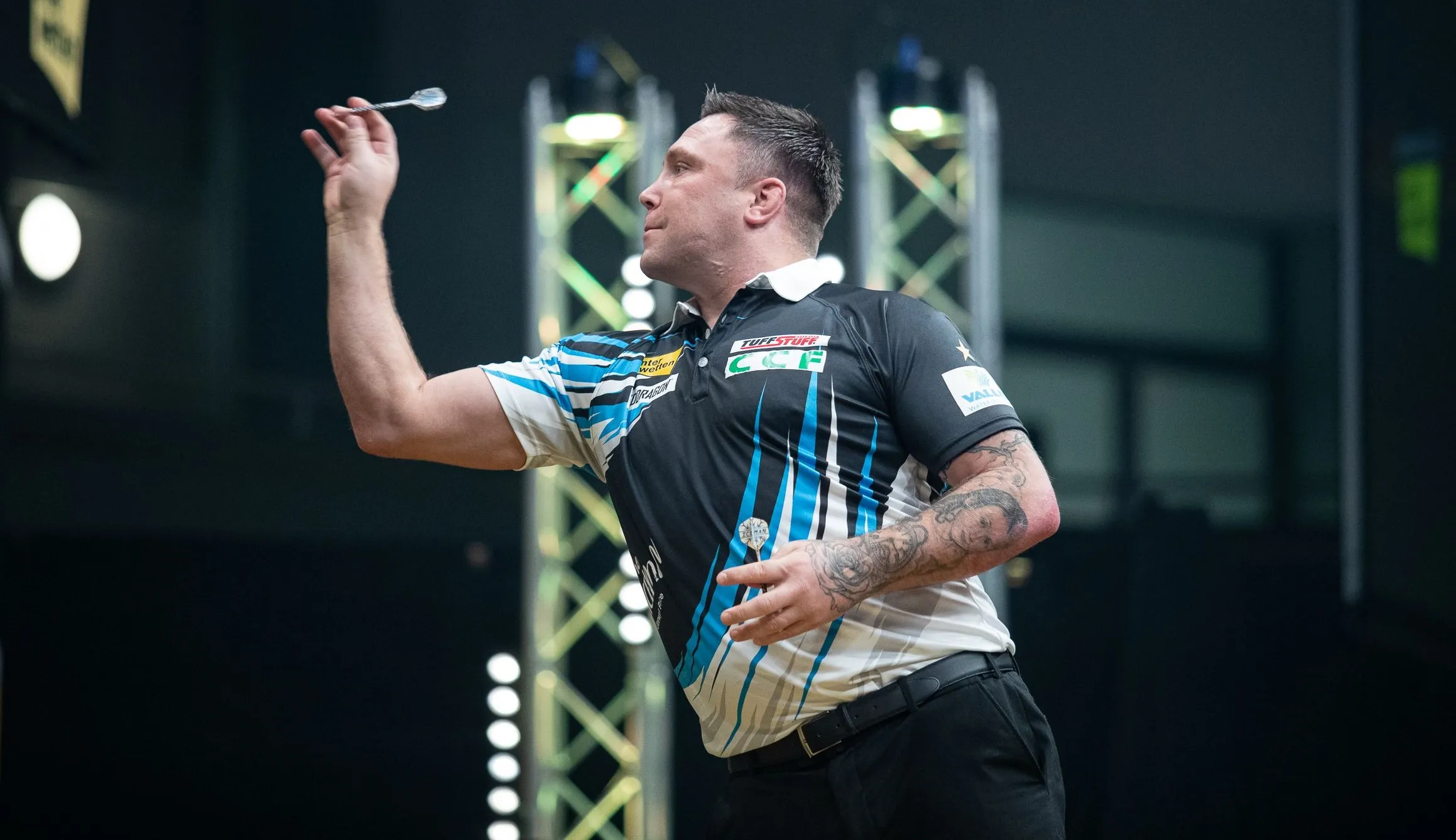 Price in den European Tour Top 10 mit Average bei den International Darts Open