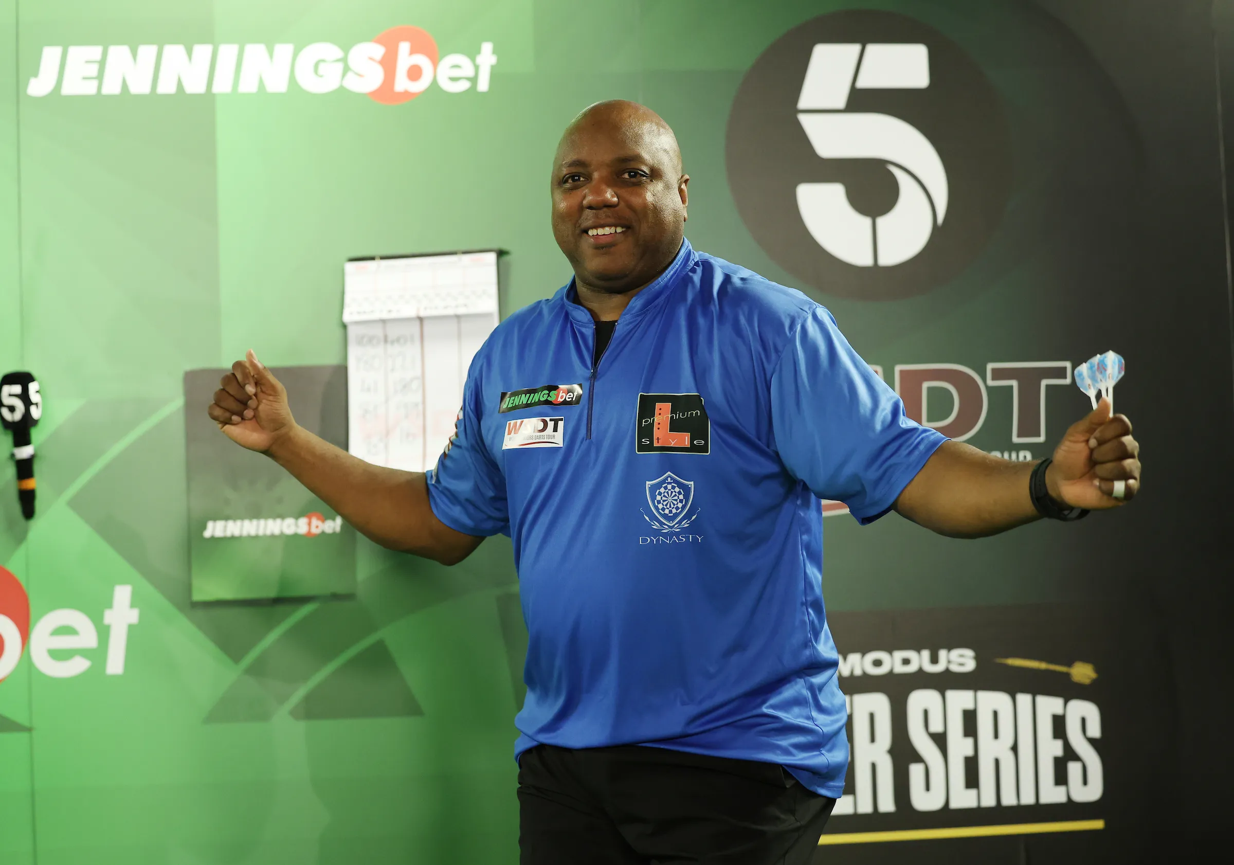 "Goldenes Ticket"-Gewinner Gates gewinnt erste Ausgabe des Champion of Champions