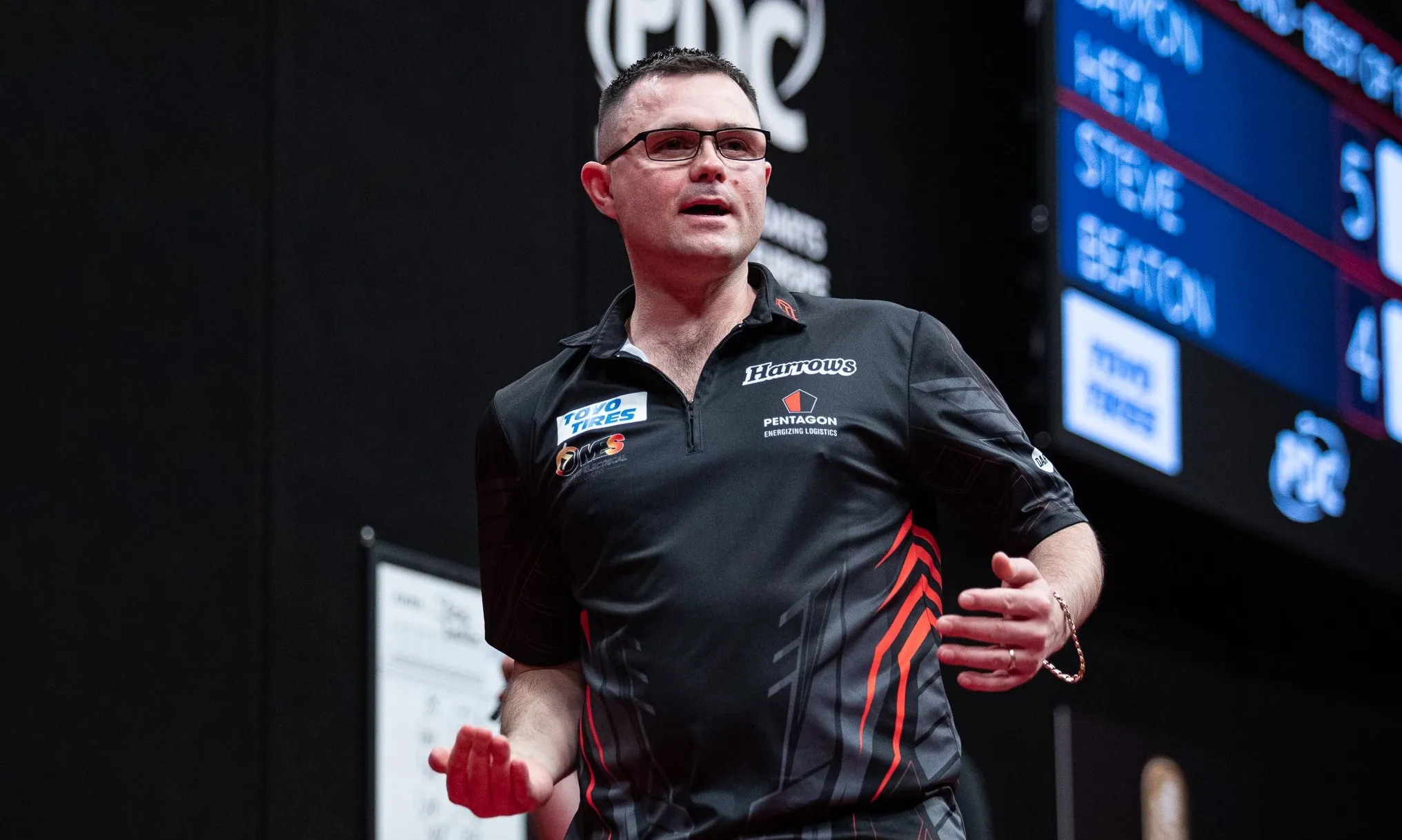 Bunting schaltet in Leeuwarden van Duijvenbode aus und trifft im Viertelfinale auf Heta