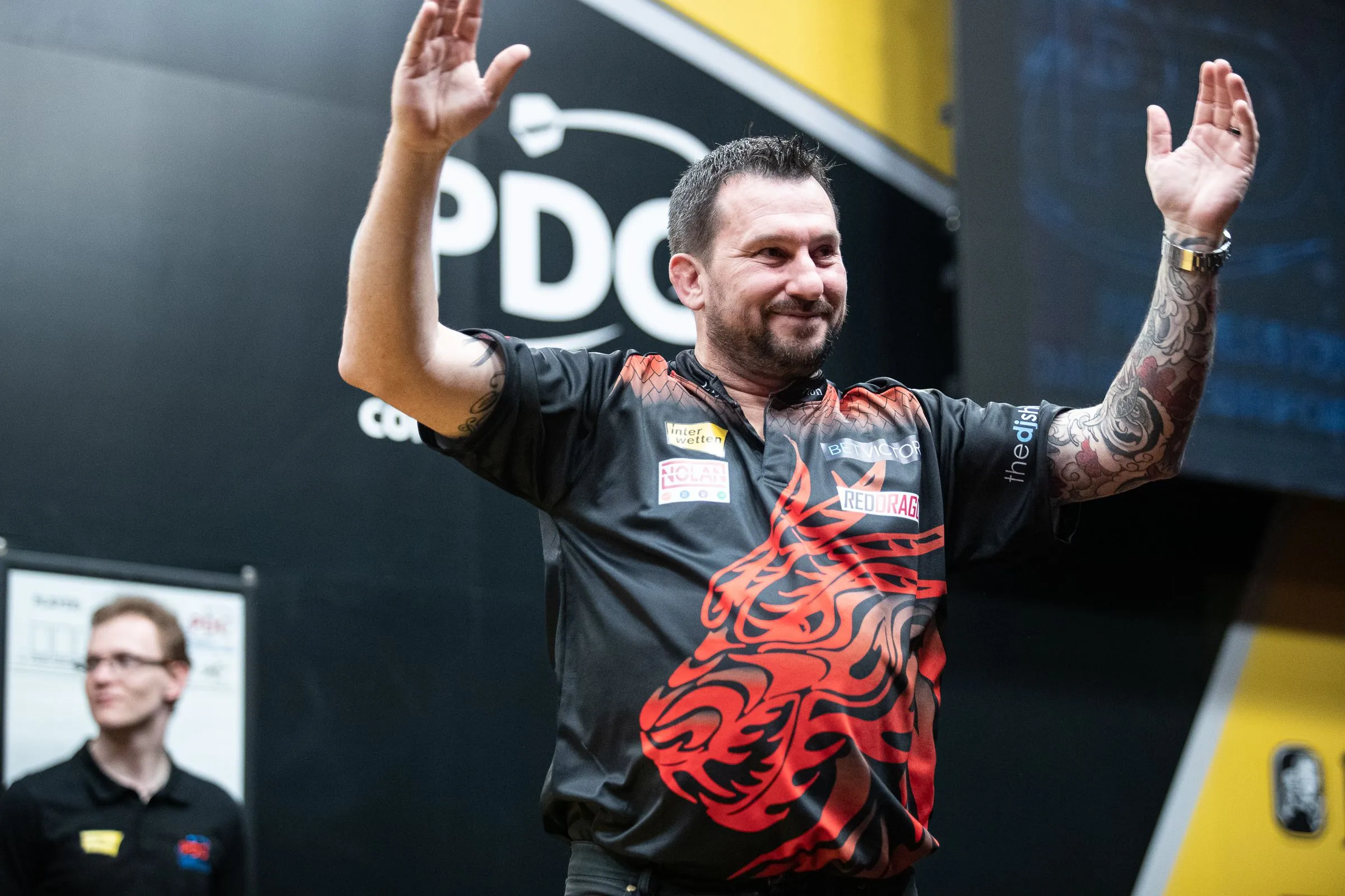 Clayton besiegt Rock und gewinnt zum zweiten Mal die Austrian Darts Open