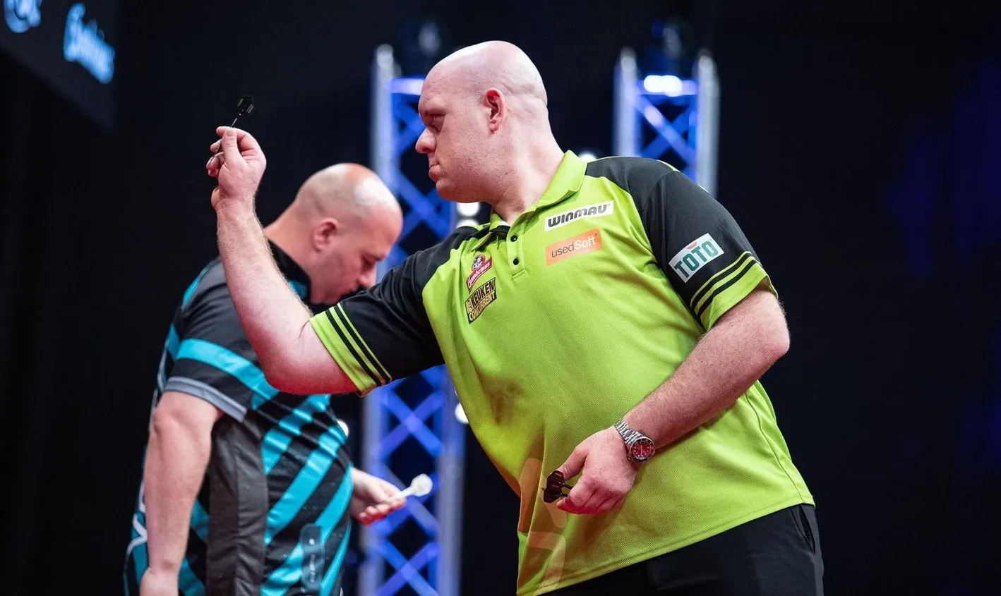 Van Gerwen unterliegt bei den Czech Darts Open gegen Cross