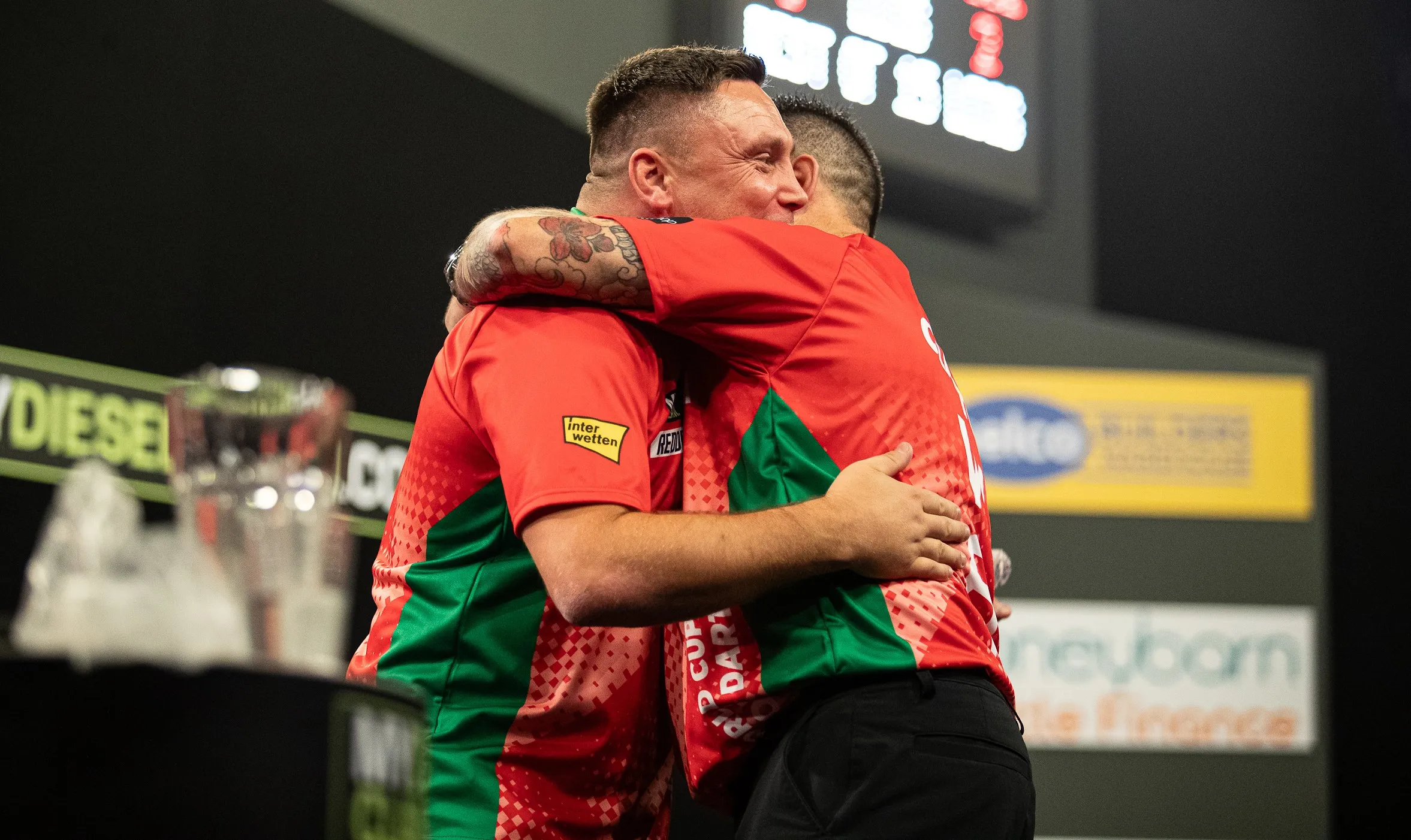 Wales steht nach engem Match gegen Belgien im Finale des World Cup of Darts